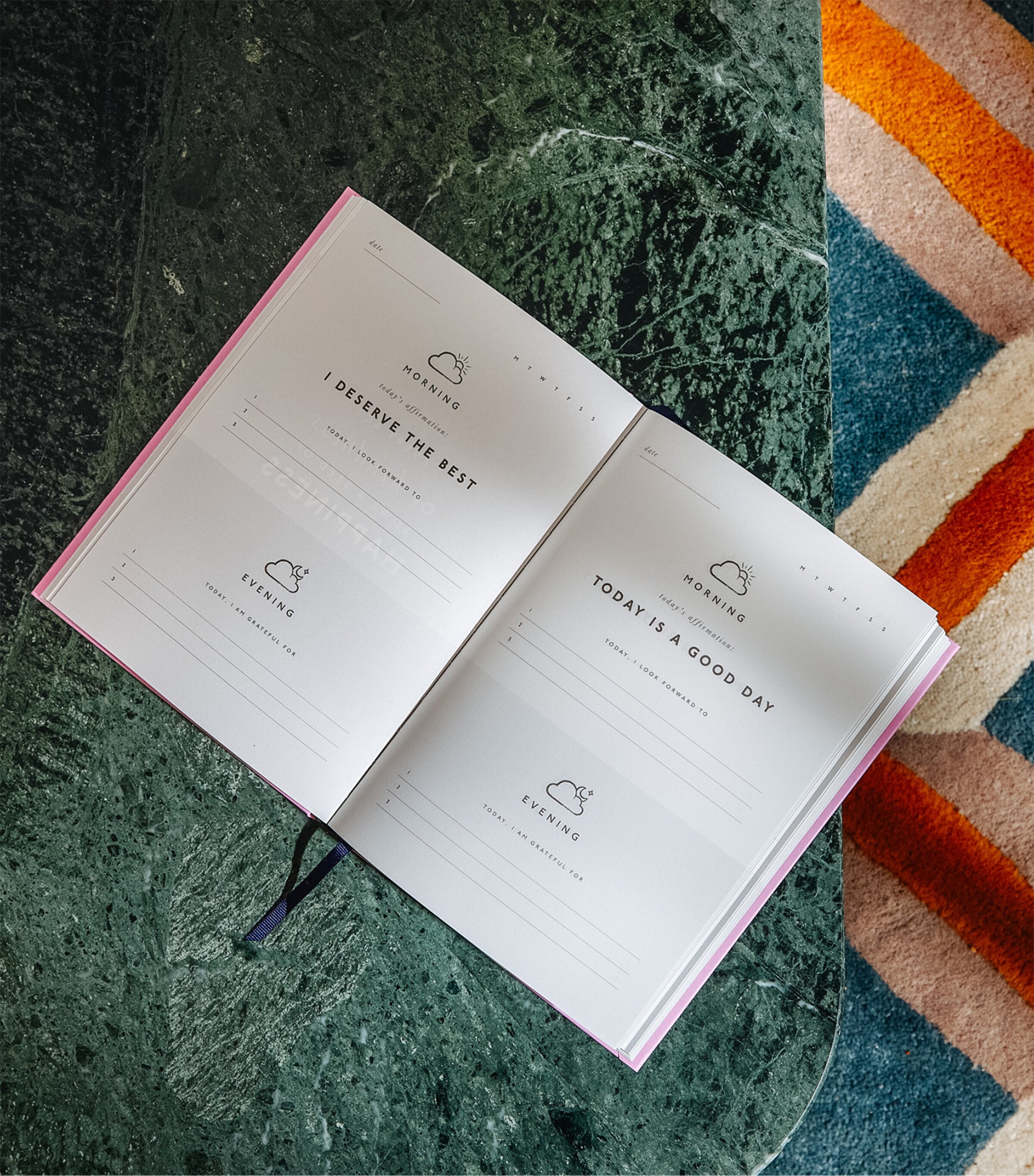 Papier Stay Grounded Gratitude Journal Orange Image 6