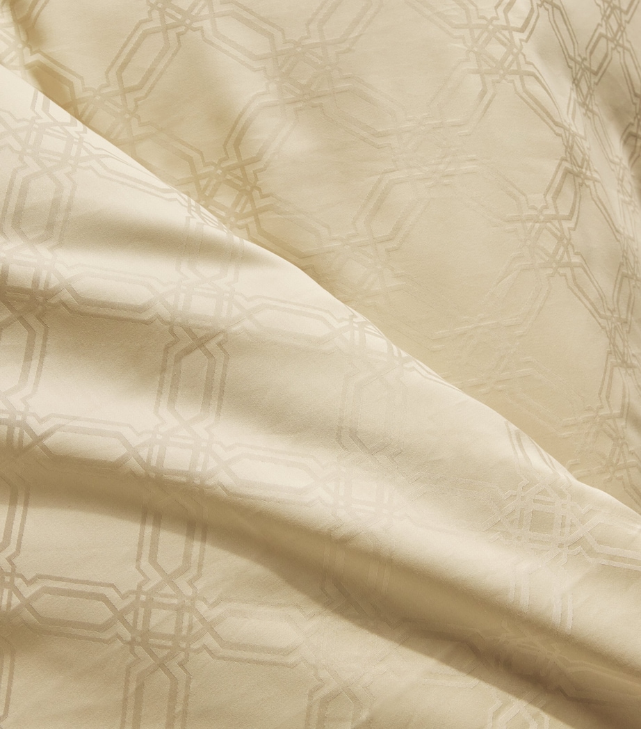 Harrods of London Halsey Oxford Pillowcase Pair (50cm x 75cm) Silver Image 3