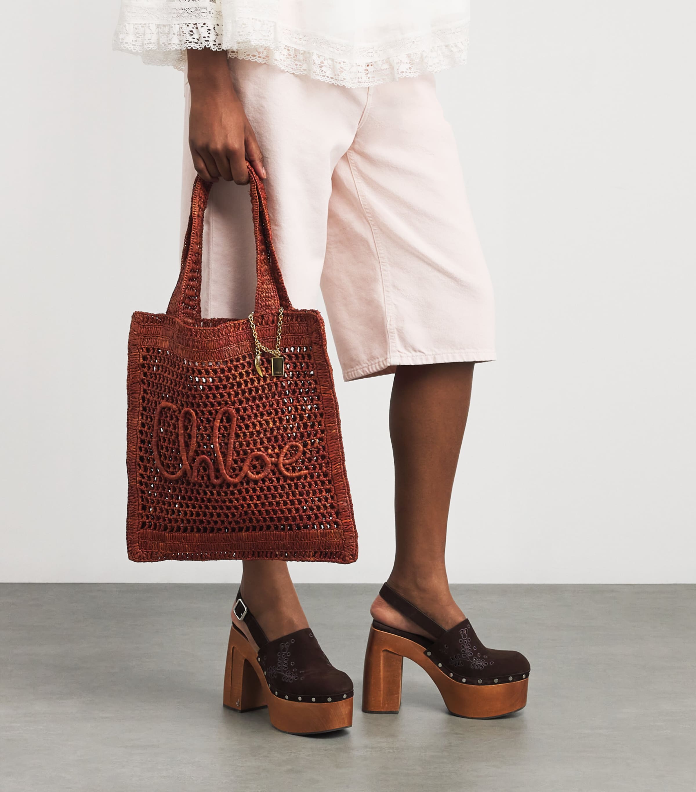 Chloé Raffia Summer Banana Tote Bag Clay Brown Image 5