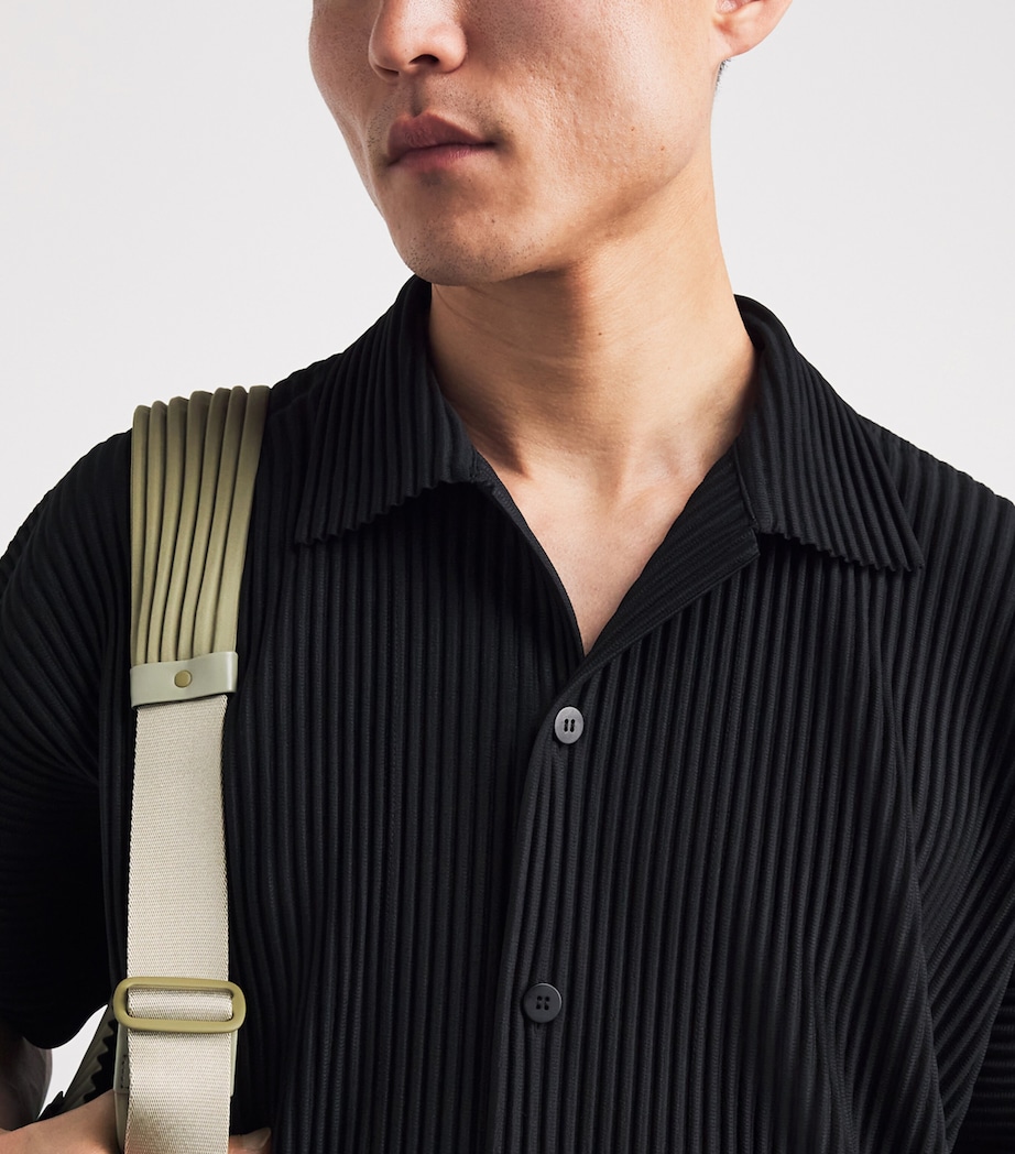 Homme Plissé Issey Miyake Mens Pleated Short-Sleeve Shirt Black Image 3