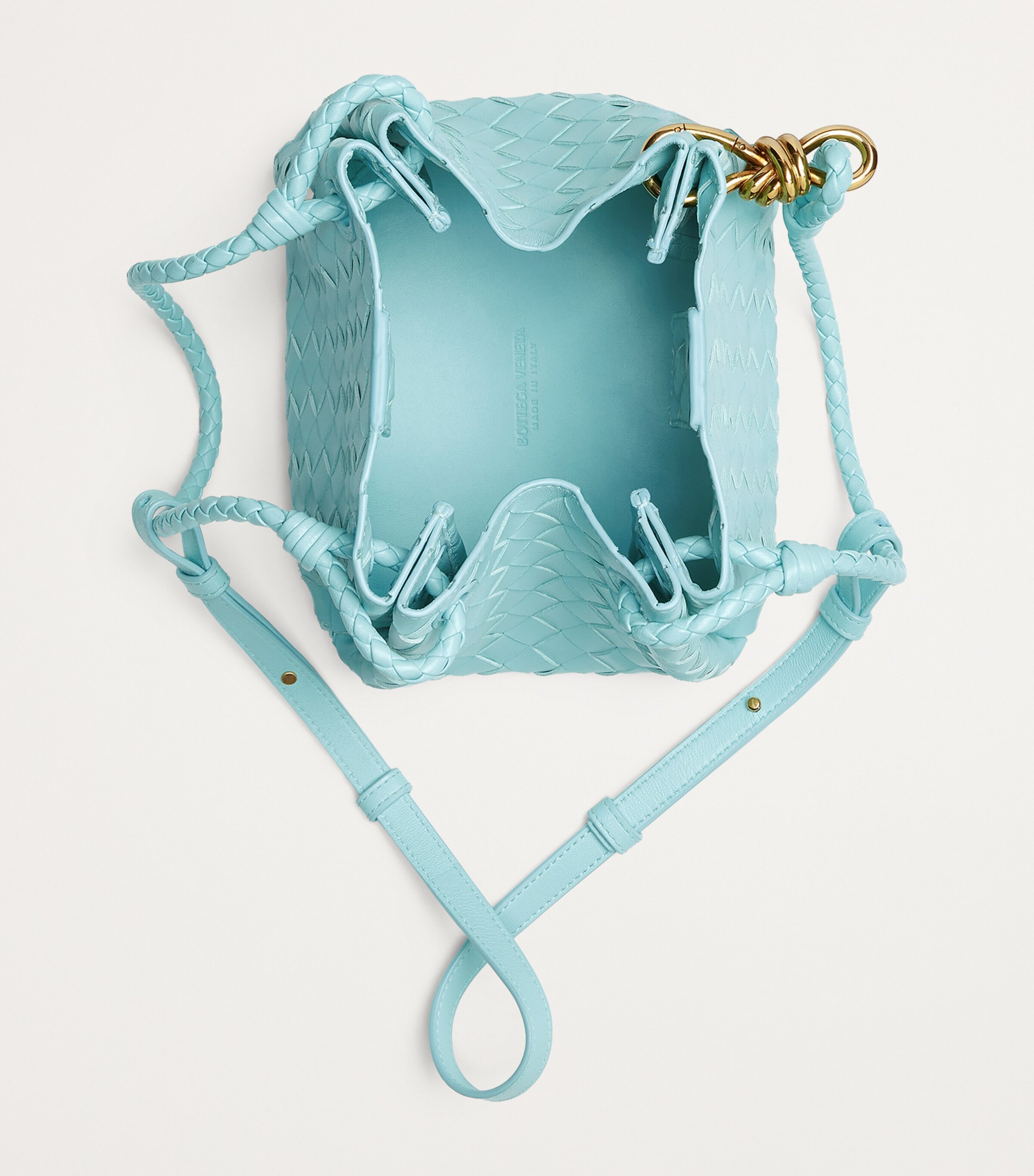 ショルダーバッグ・ポシェット Bottega Veneta Parachute bag Bottega Veneta® Women's Small Parachute in Sea salt. Shop
