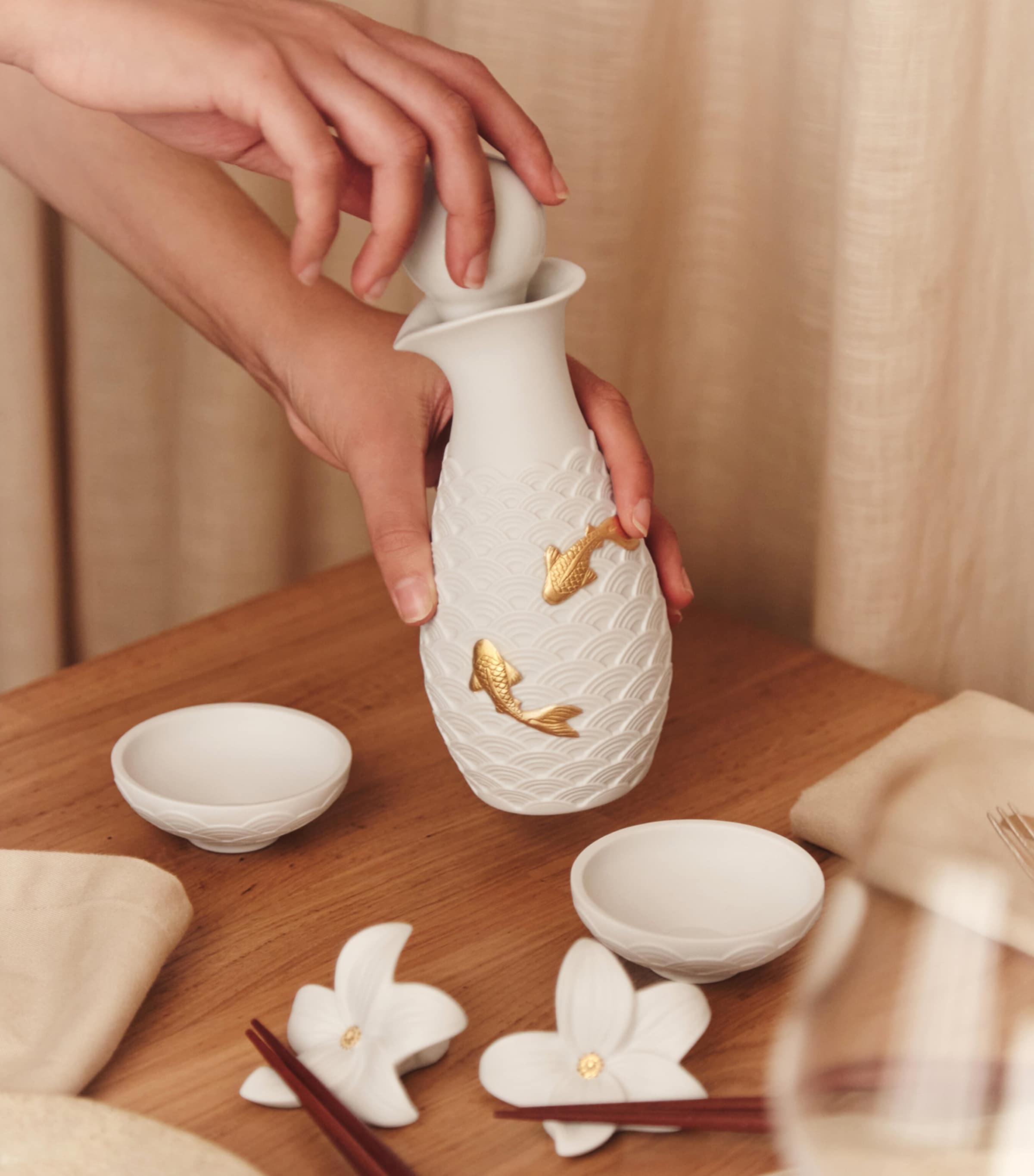 Lladró Porcelain Koi Soya Set White & Gold Image 2