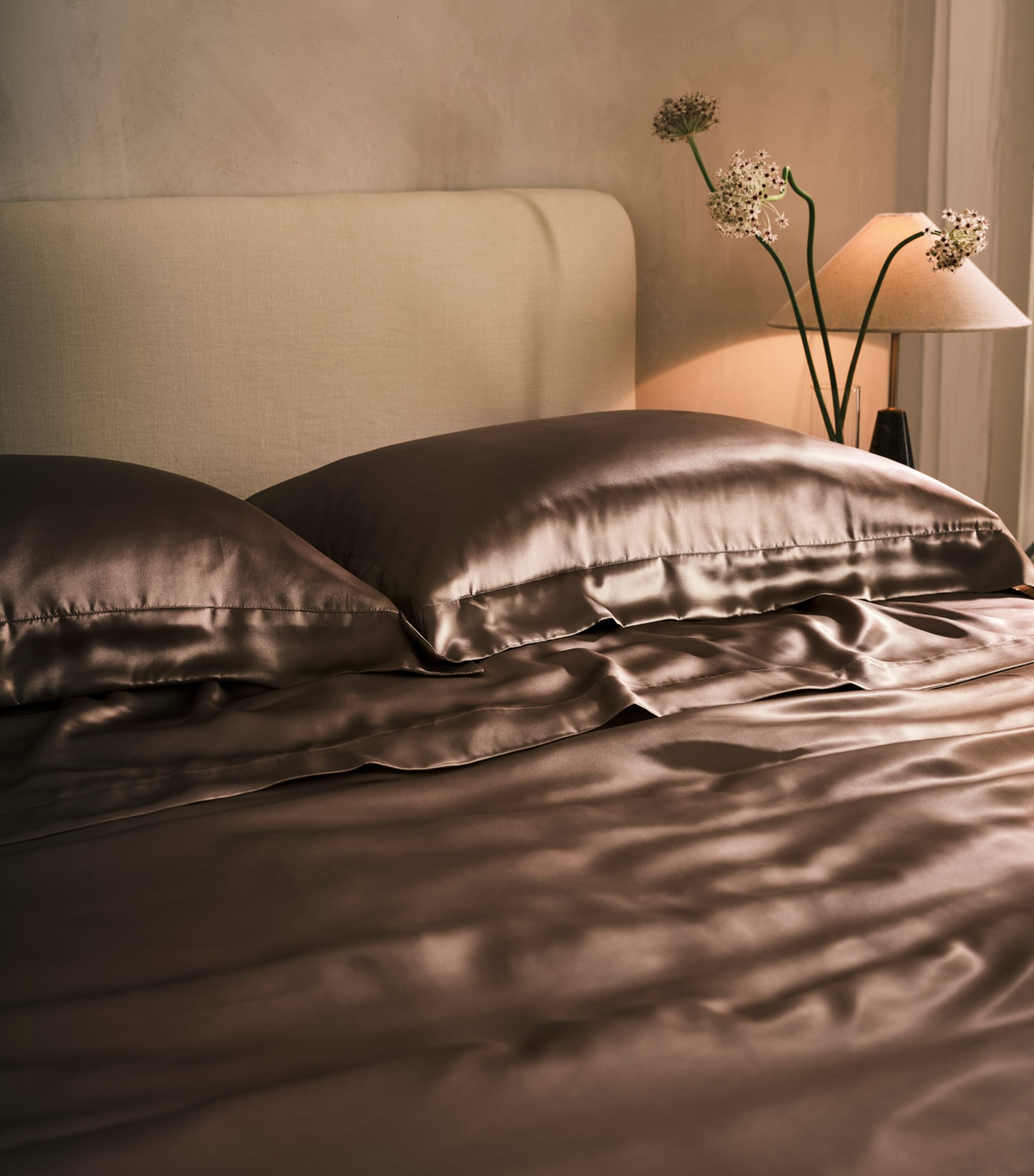 Silk Mocha King/Super King Flat Sheet (280cm x 310cm) MOCHA Image 3