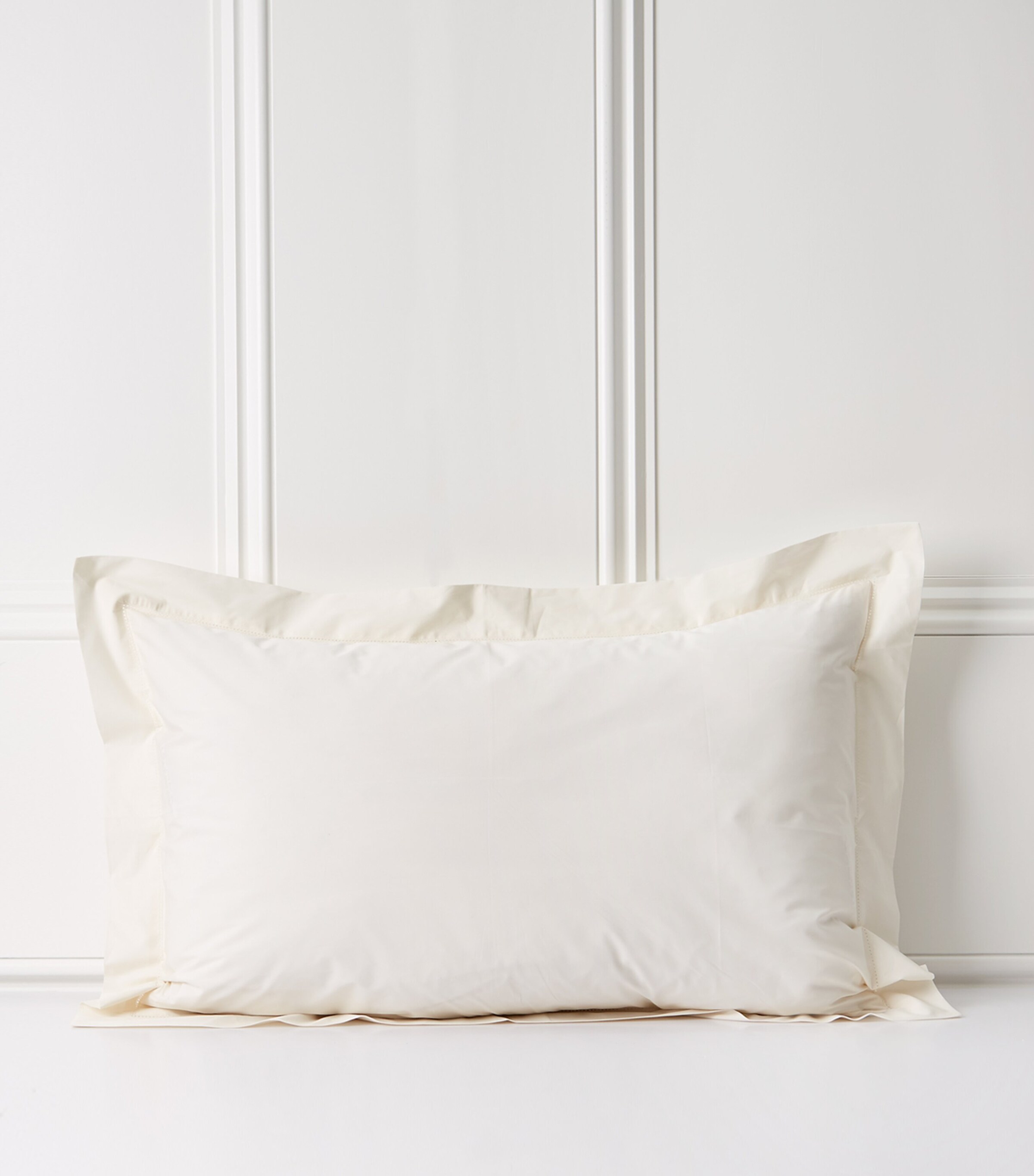 Harrods of London Cadogan Pillowcase Pair (50cm x 90cm) Ivory Image 7