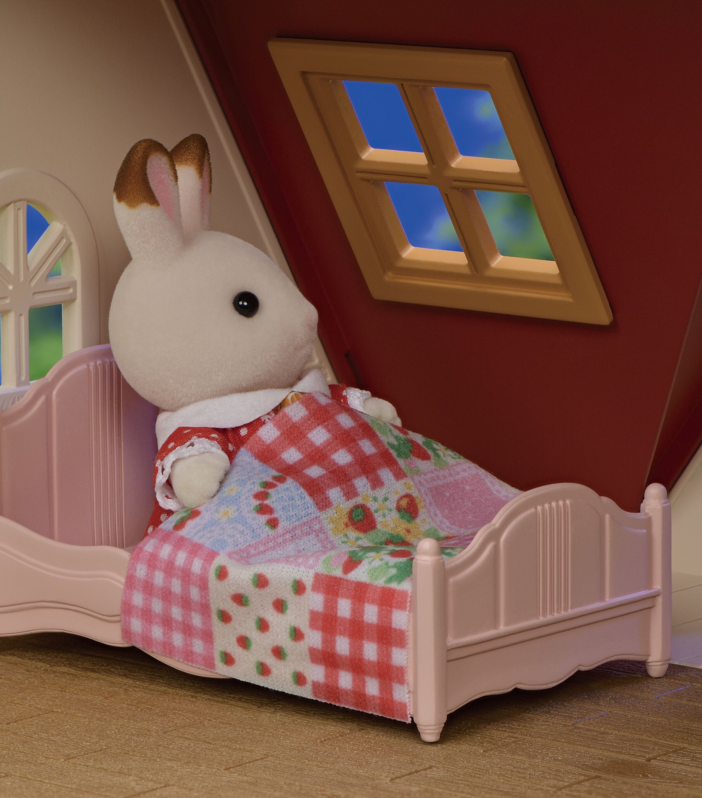 Sylvanian Families Red Roof Cosy Cottage Image 6