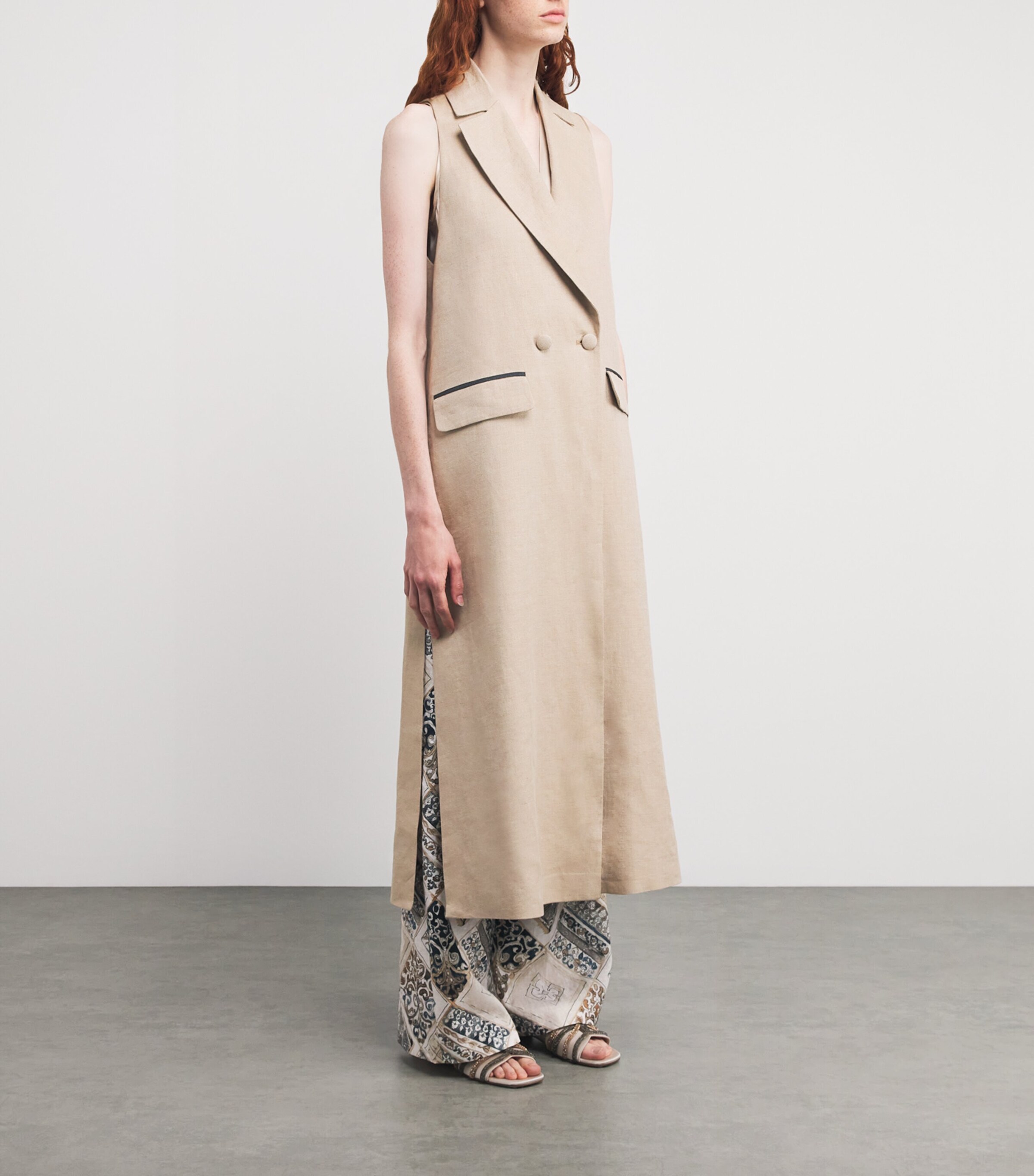Eleventy Womens Linen Sleeveless Coat Cammello Image 3