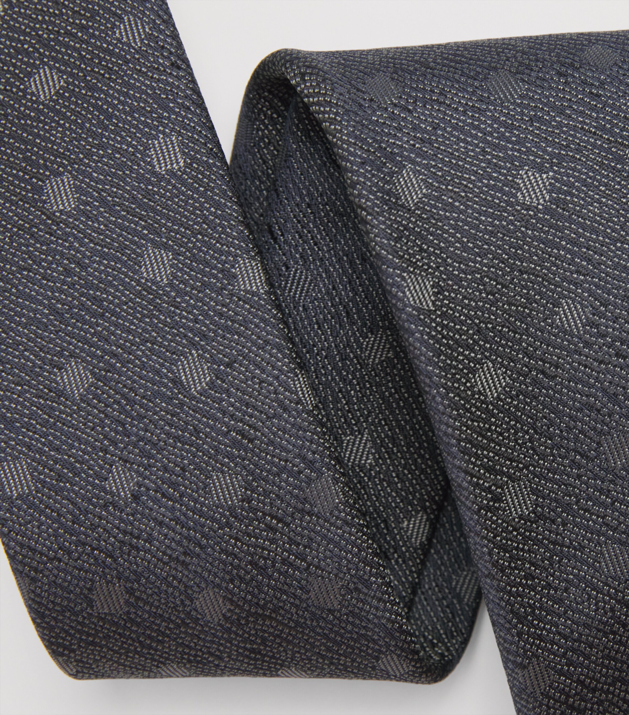 Emporio Armani Silk Jacquard Tie Image 3