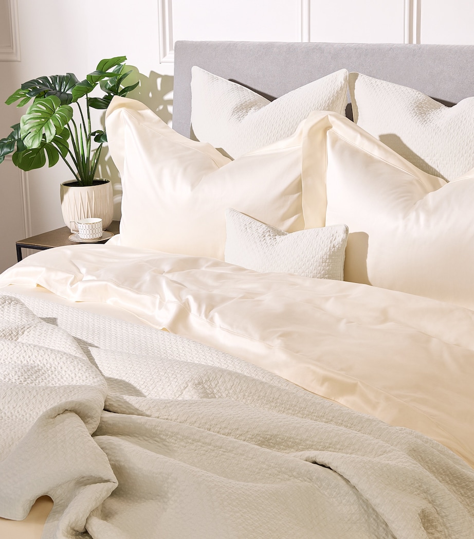 Celso De Lemos Prince Super King Bedspread (245cm x 255cm) Naturel Image 3