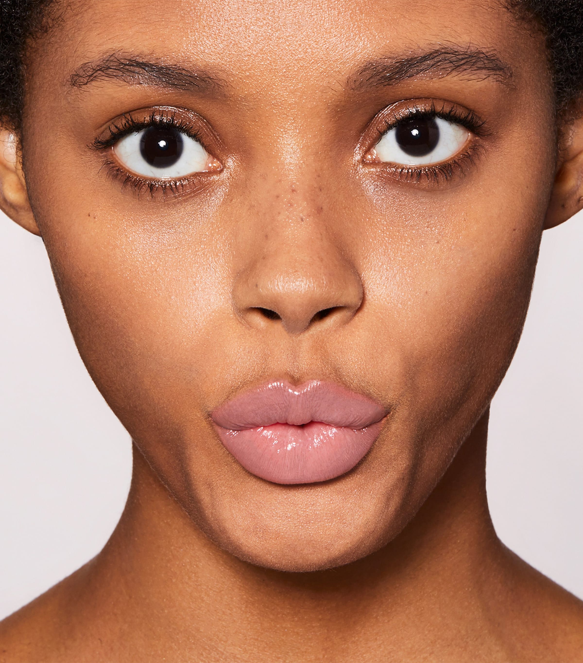 Squeaky Clean Liquid Lip Balm CHOU CHOU Image 4