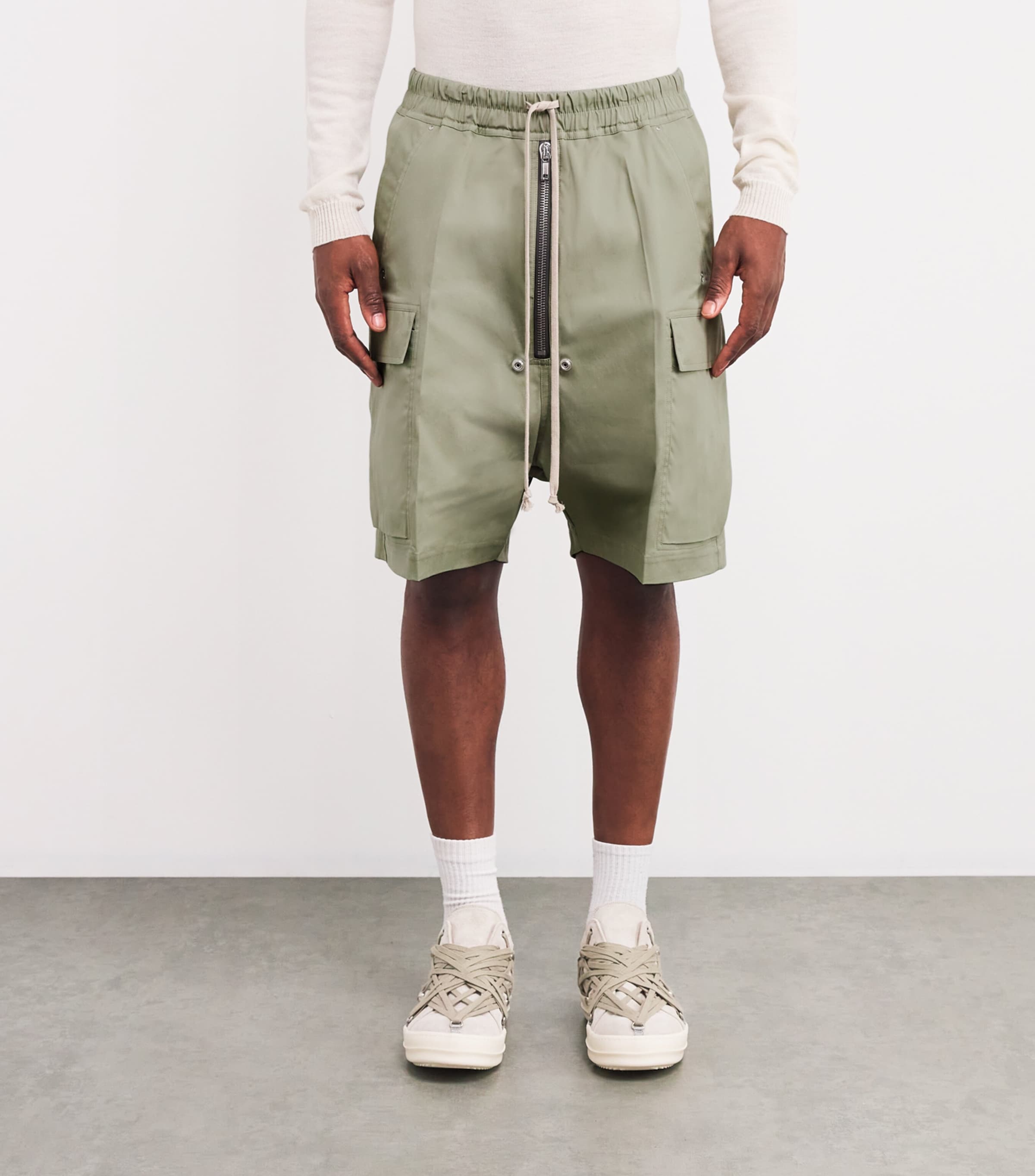 Rick Owens Mens Stretch-Cotton Cargobela Shorts Image 3