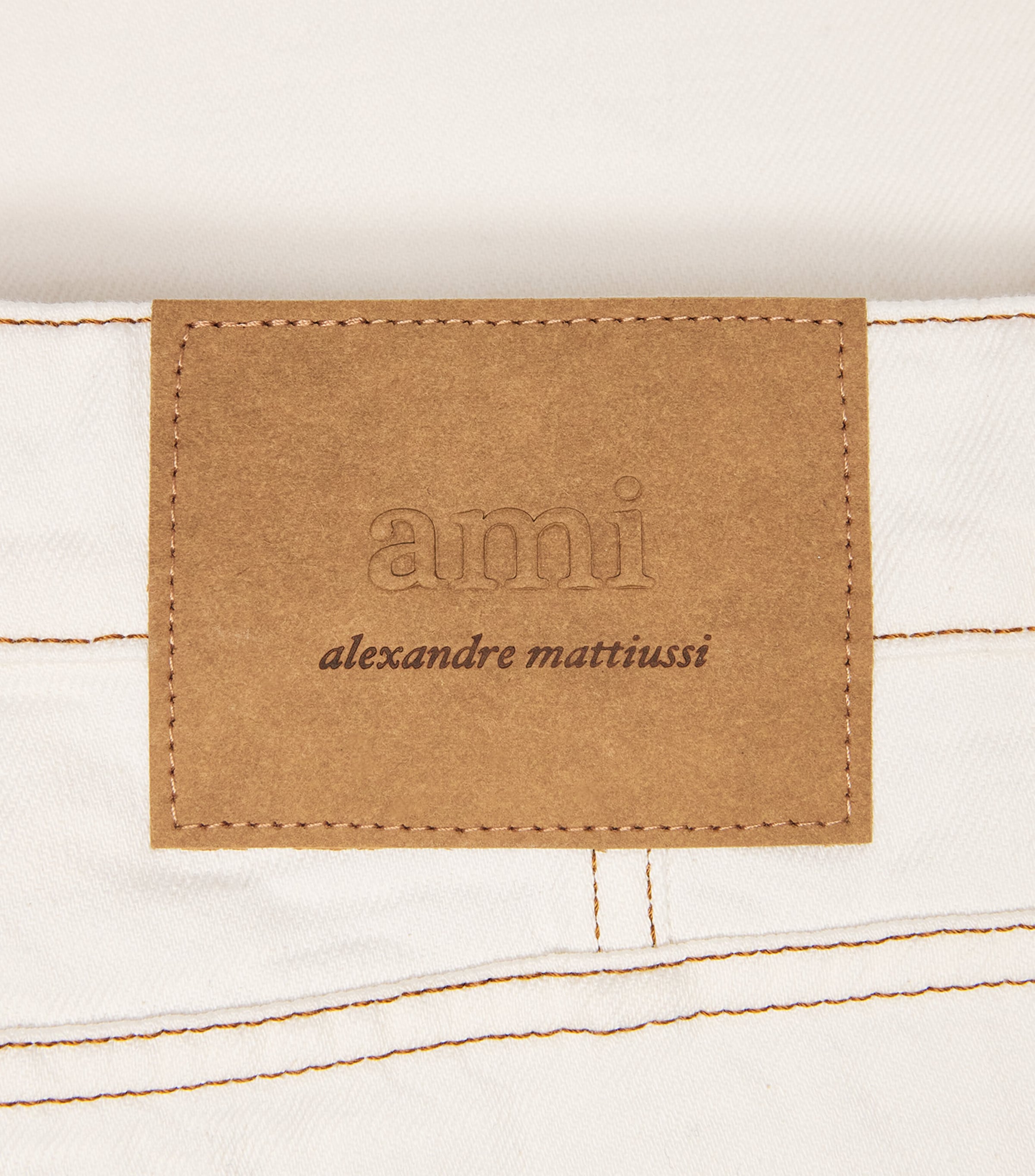 AMI Paris Mens Contrast-Stitch Oversized Denim Shorts Blanc Creme Image 6