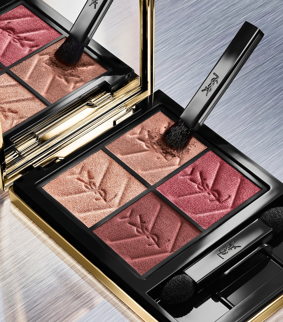 Couture Mini Clutch Mini Eyeshadow Palette 820 Image 2