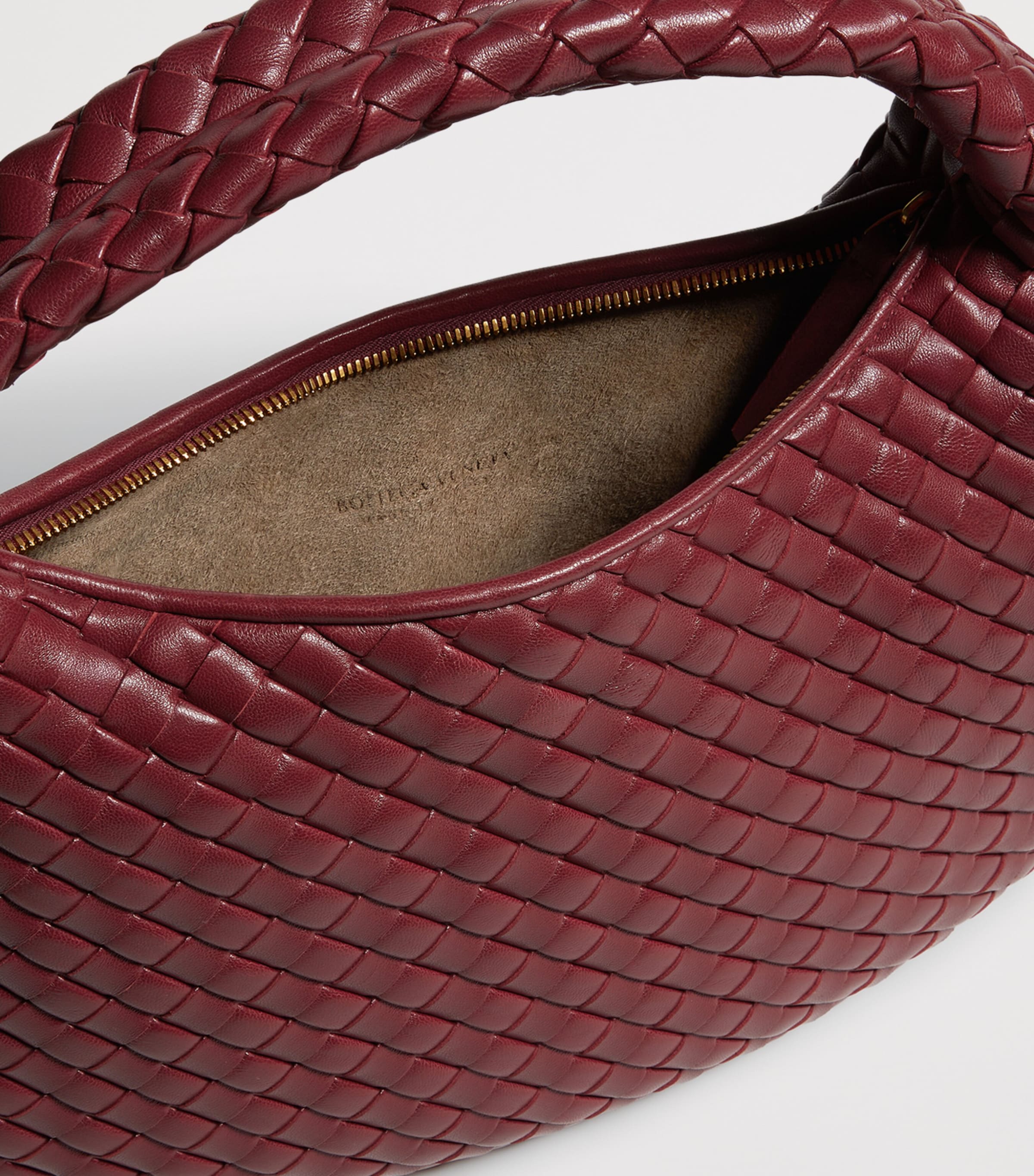 Bottega Veneta Womens Small Leather Veneta Shoulder Bag Image 3