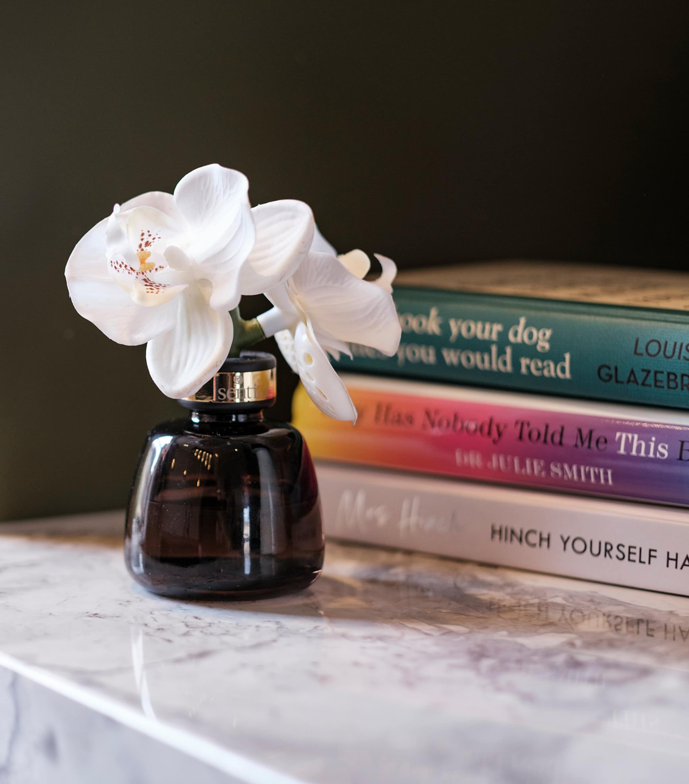 The Little Orchid White Flowers Diffuser (100ml) BRONZE Image 3