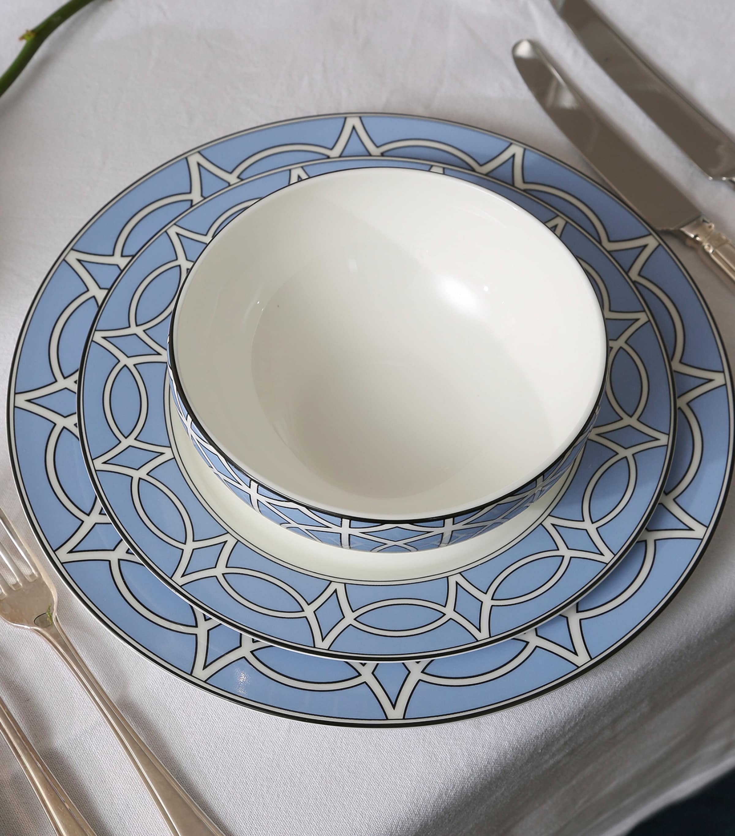 Set of 2 Loop Dinner Plates (26cm) BLUE Image 2
