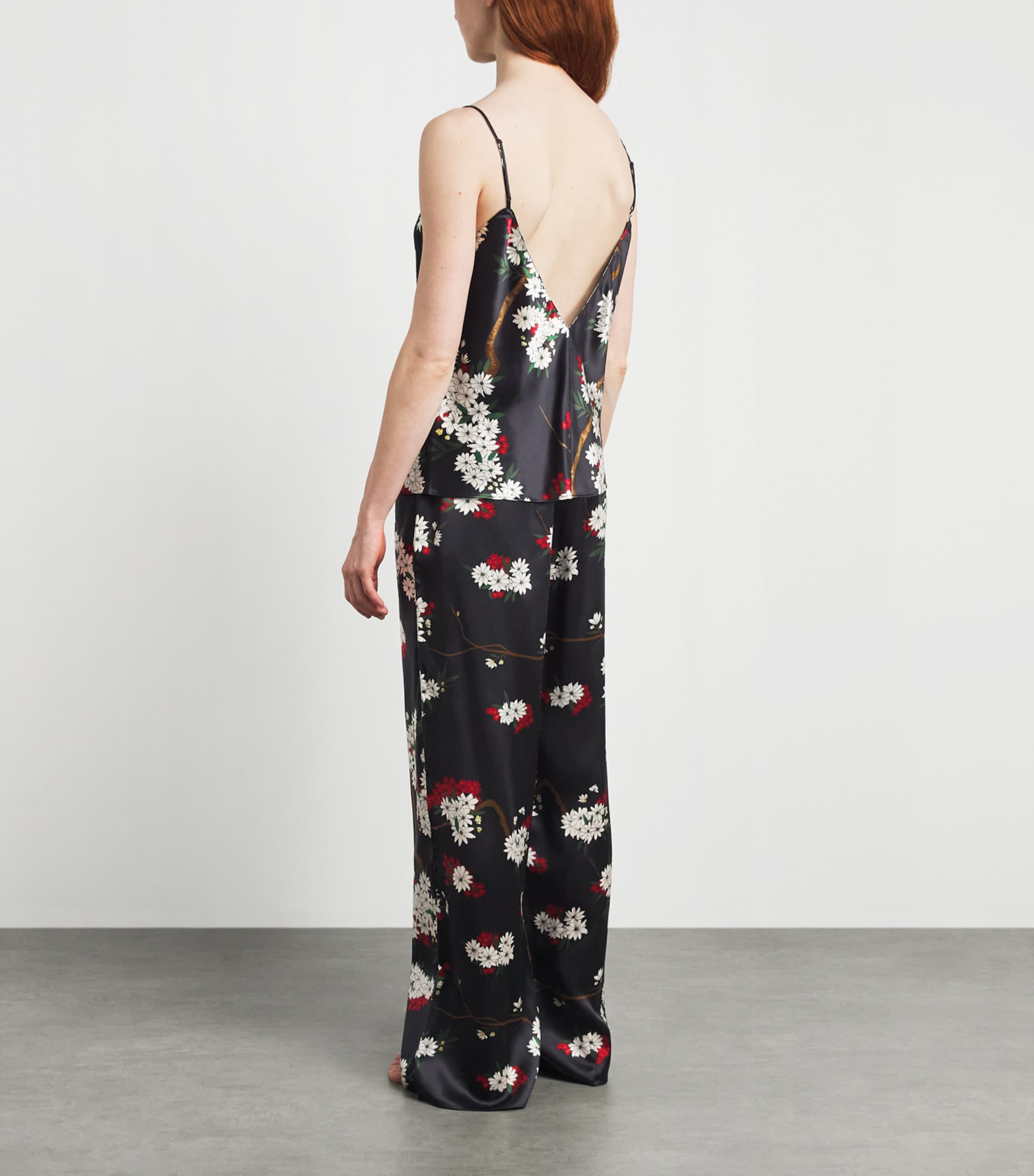 Olivia von Halle Womens Silk Floral Bliss Pyjama Set Rene Image 4
