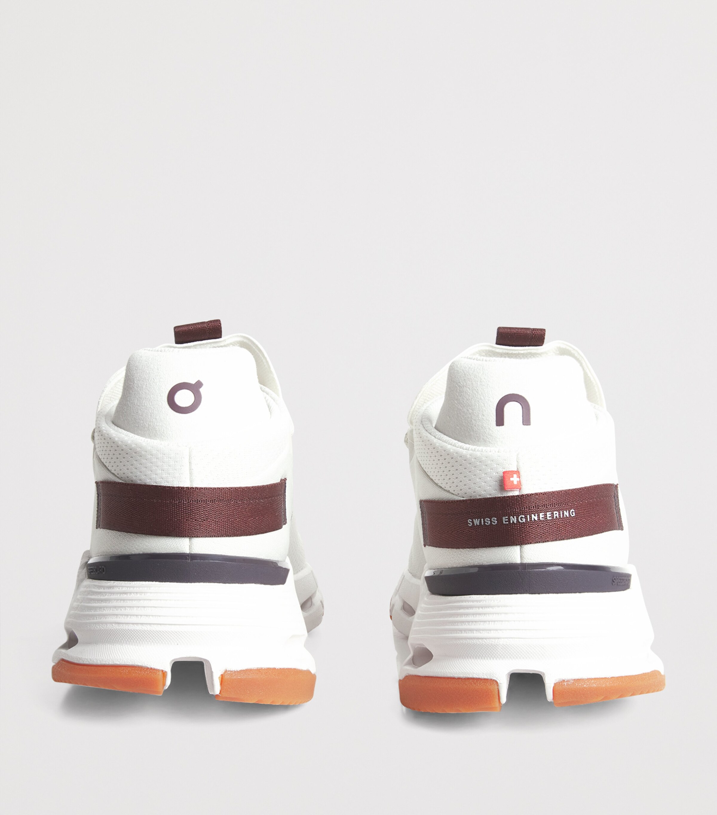 Cloudnova 2 Trainers ICE | MULBERRY Image 4