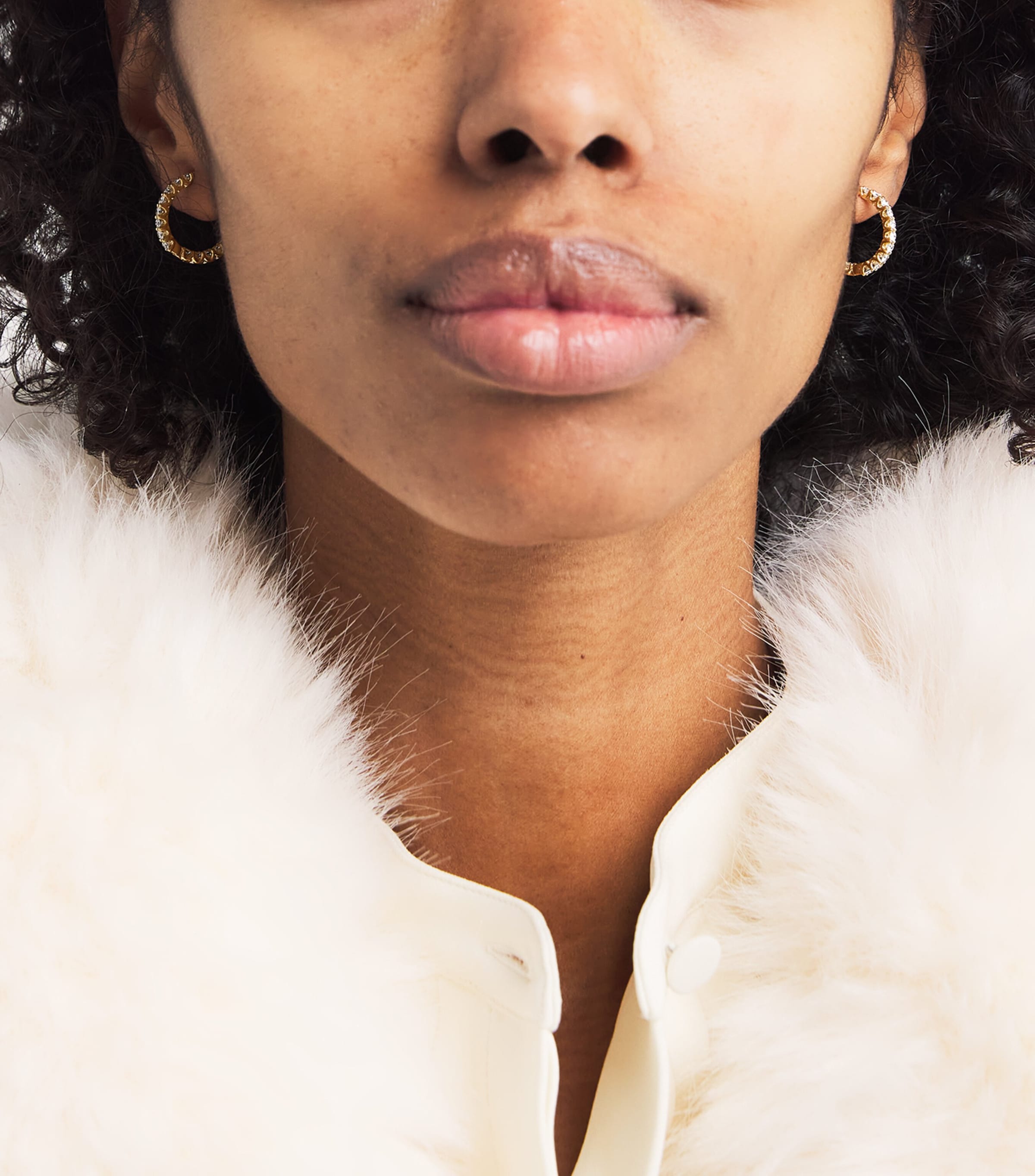 Medium Yellow Gold and Diamond Hoop Earrings (1.25ctw) YELLOW GOLD Image 5