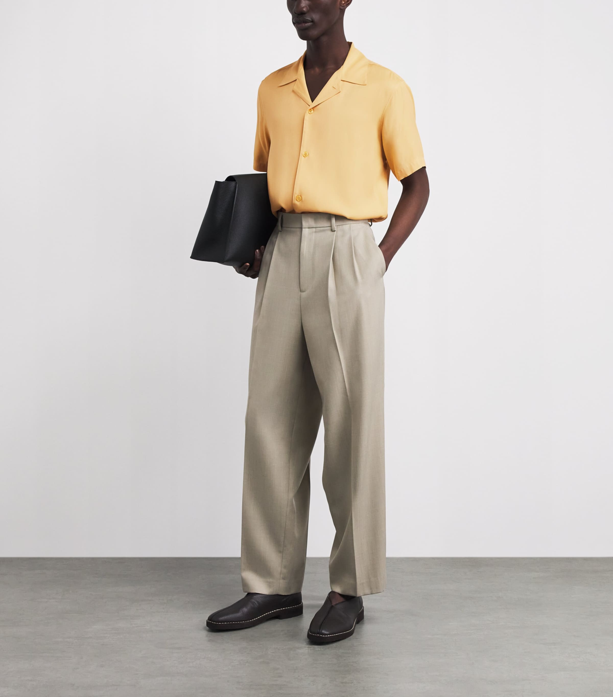 Sandro Paris Mens Linen Short-Sleeve Shirt Light Yellow Image 2