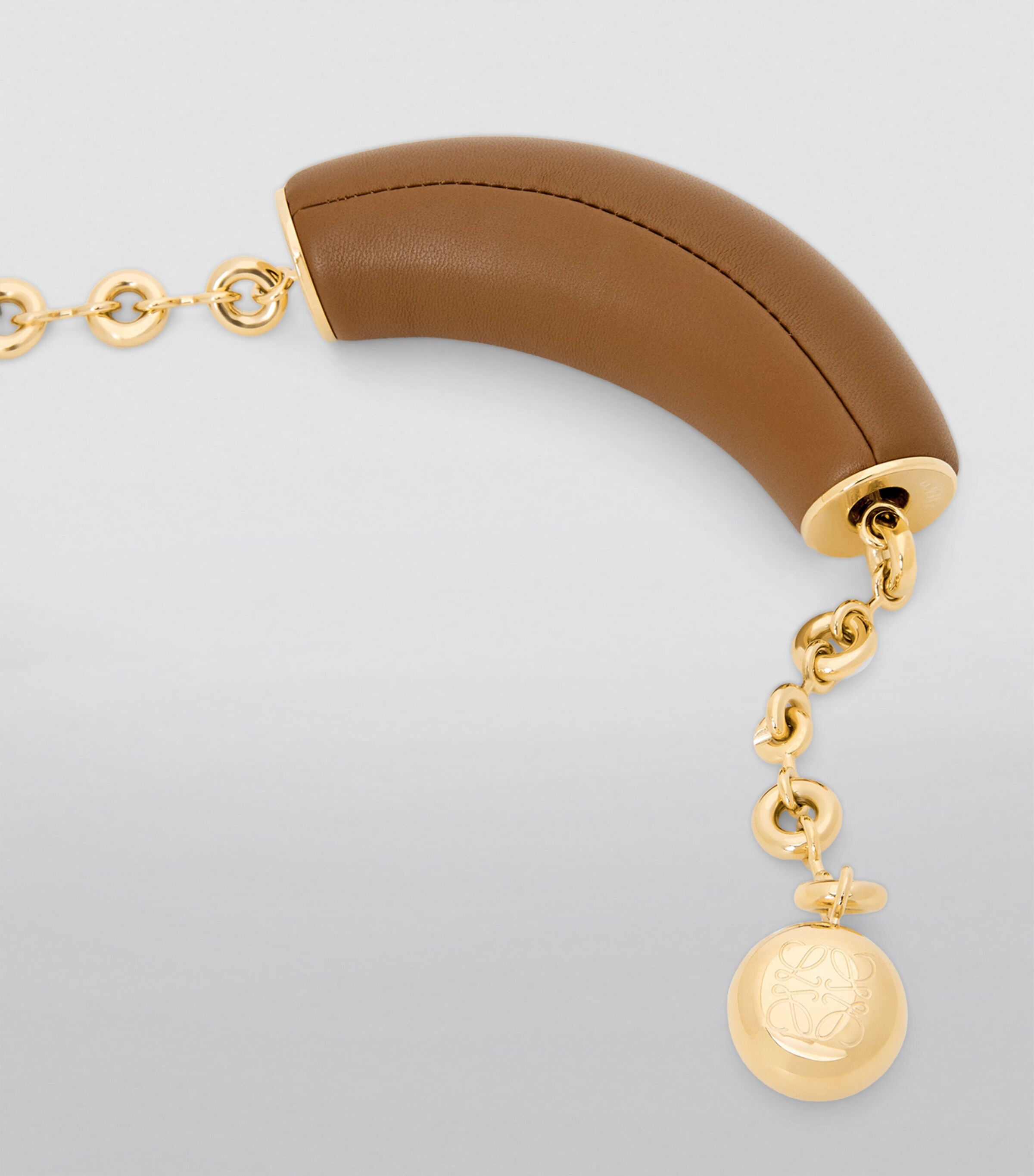 Medium Leather Squeeze Top-Handle Bag OAK Image 8