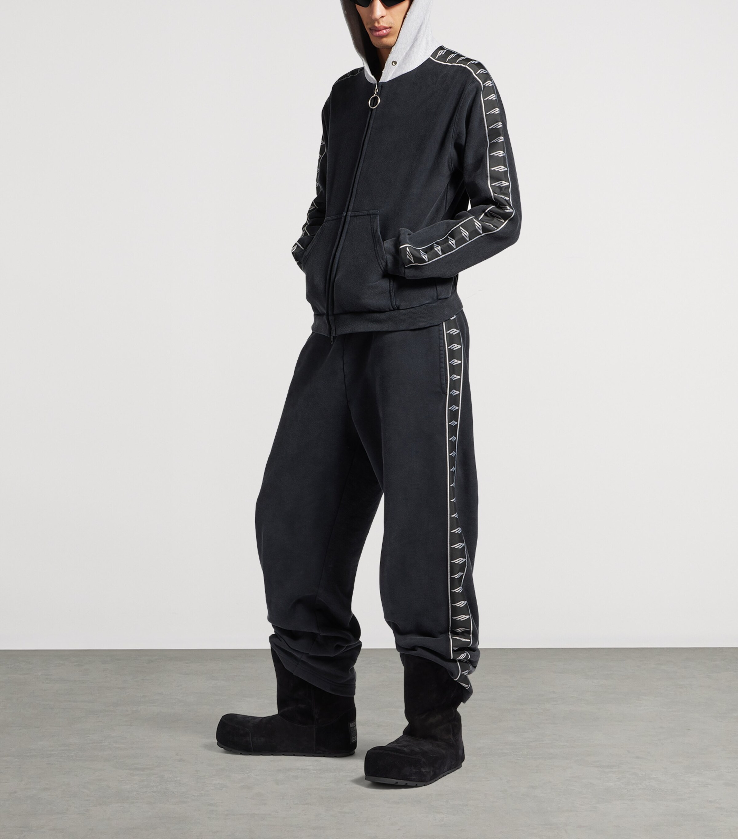 Oversized Logo Sweatpants 5466 Image 2