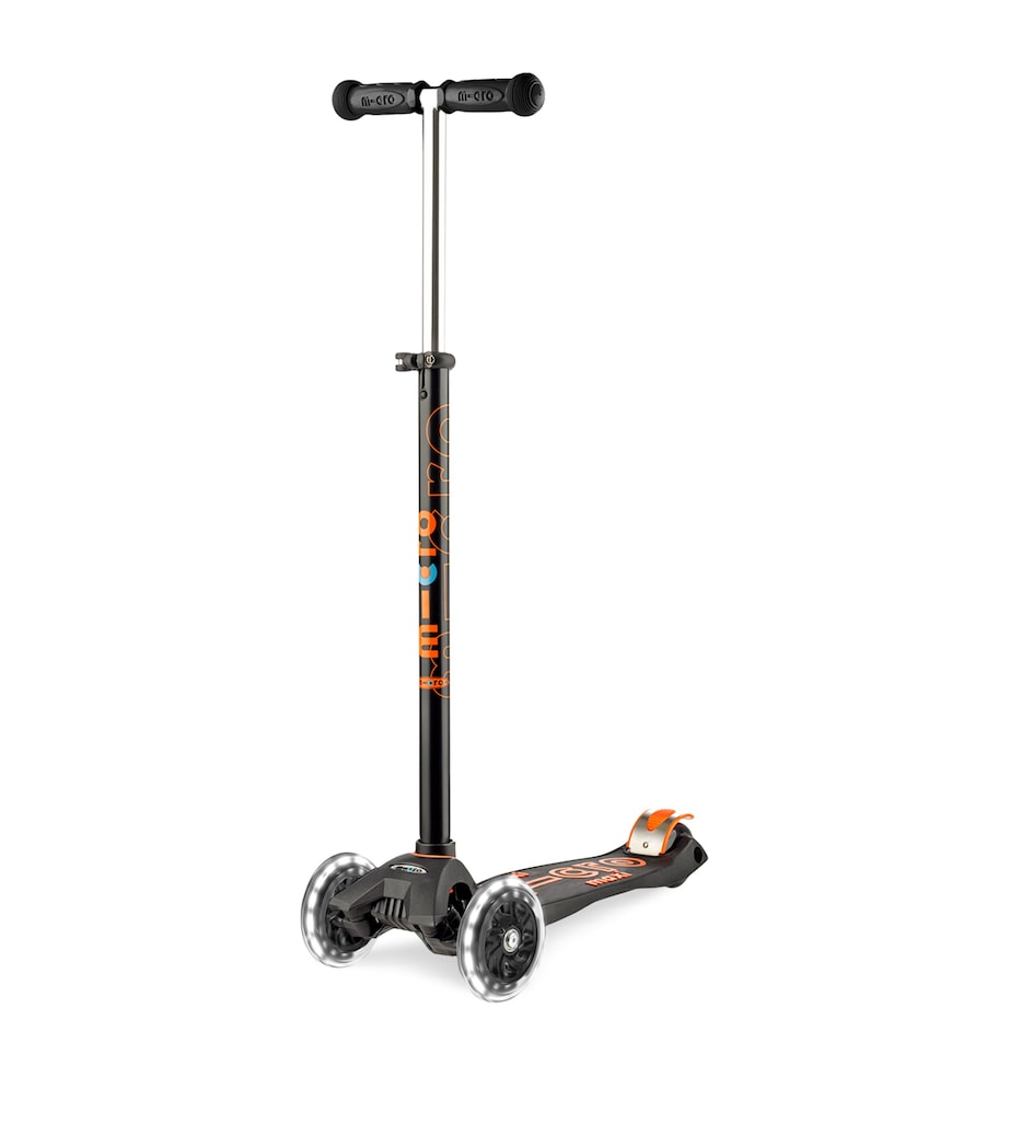 Maxi Deluxe LED Scooter MULTI Image 1