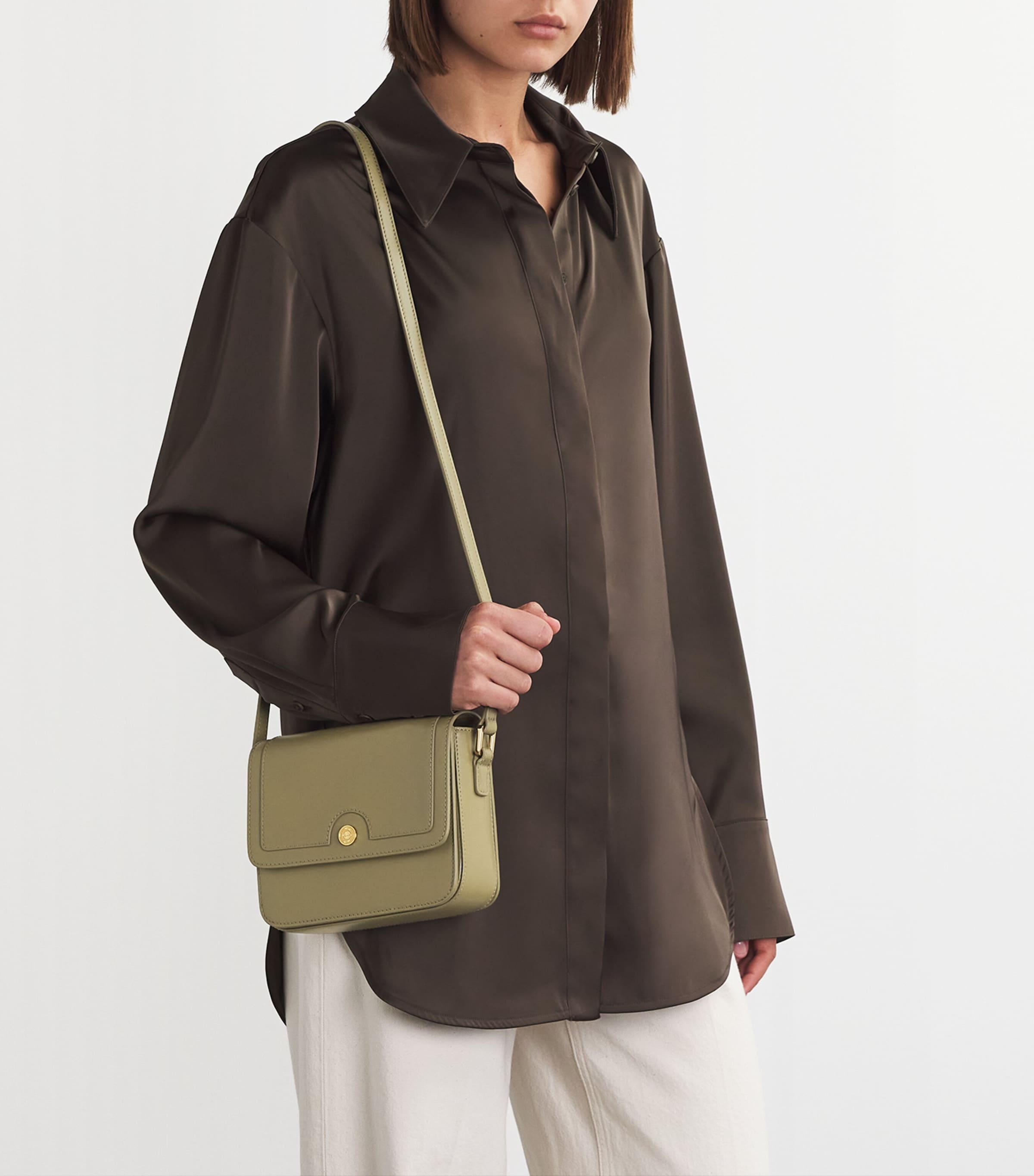 Leather Camera Bag OLIVE Image 2