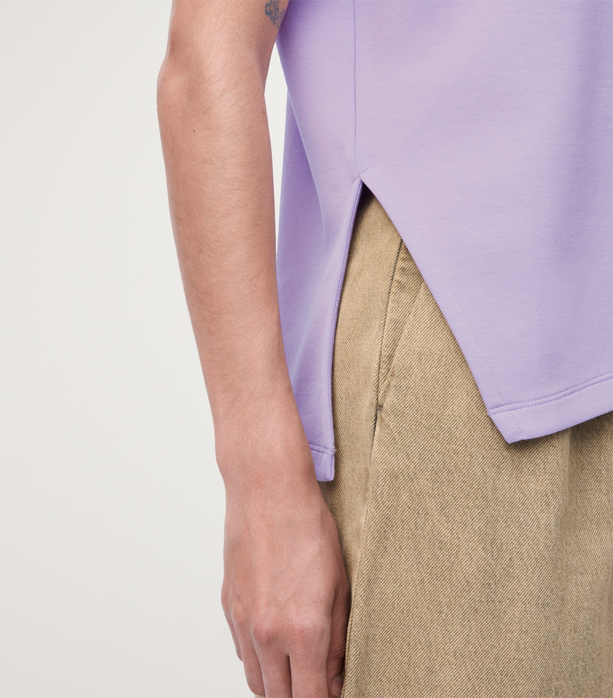LOEWE Womens Cotton-Blend Asymmetric T-Shirt Lilac Image 5