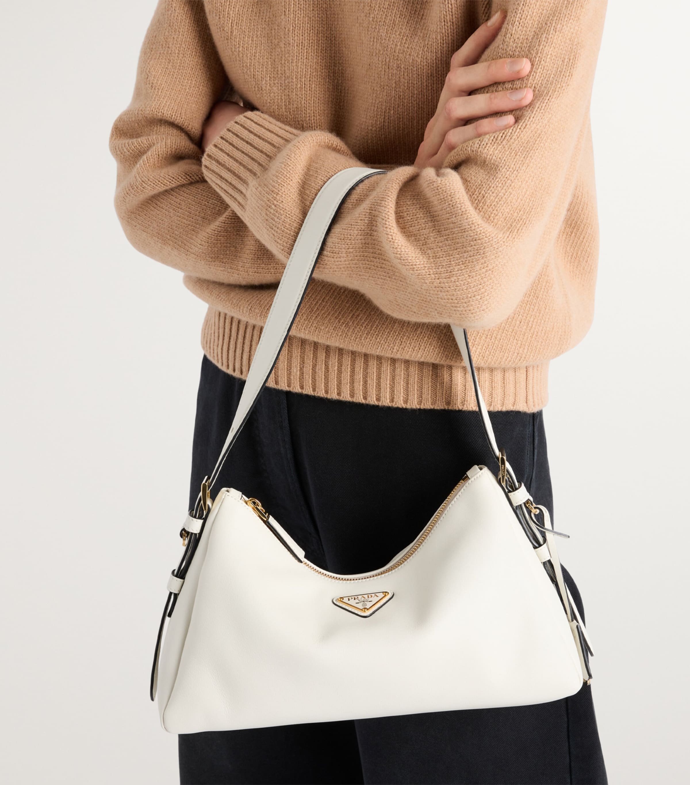 Medium Leather Aimée Shoulder Bag F0PG7 Image 6