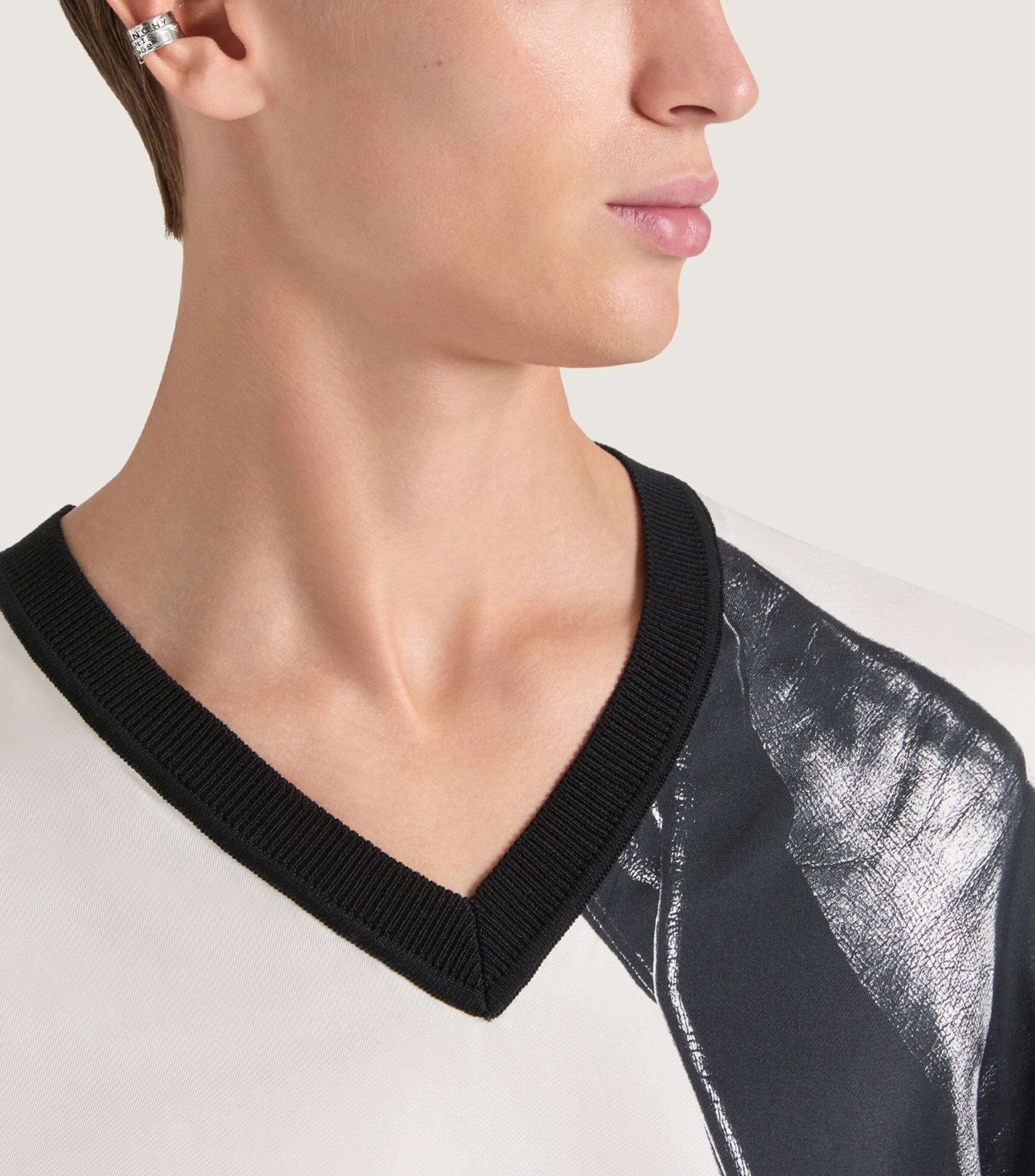 Signature Tape Ear Cuff ANTIC SILVERY Image 2