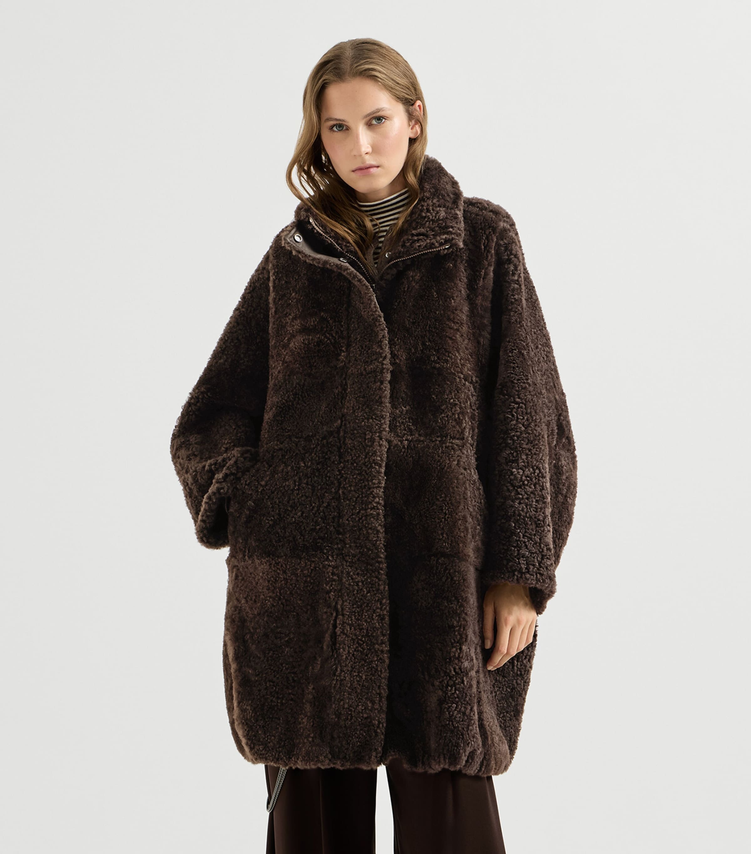 美品⭐︎BRUNELLO CUCINELLI⭐︎アウター Brunello Cucinelli Brown Shearling Zip-Up Coat | Harrods CA