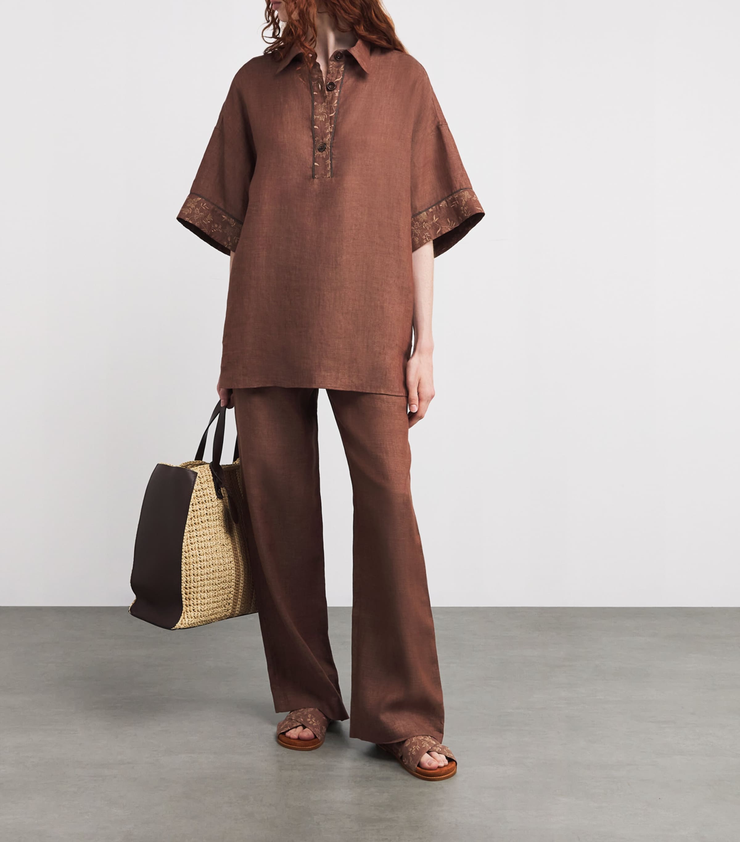 Embroidered Crossover Slides VICUNA Image 6