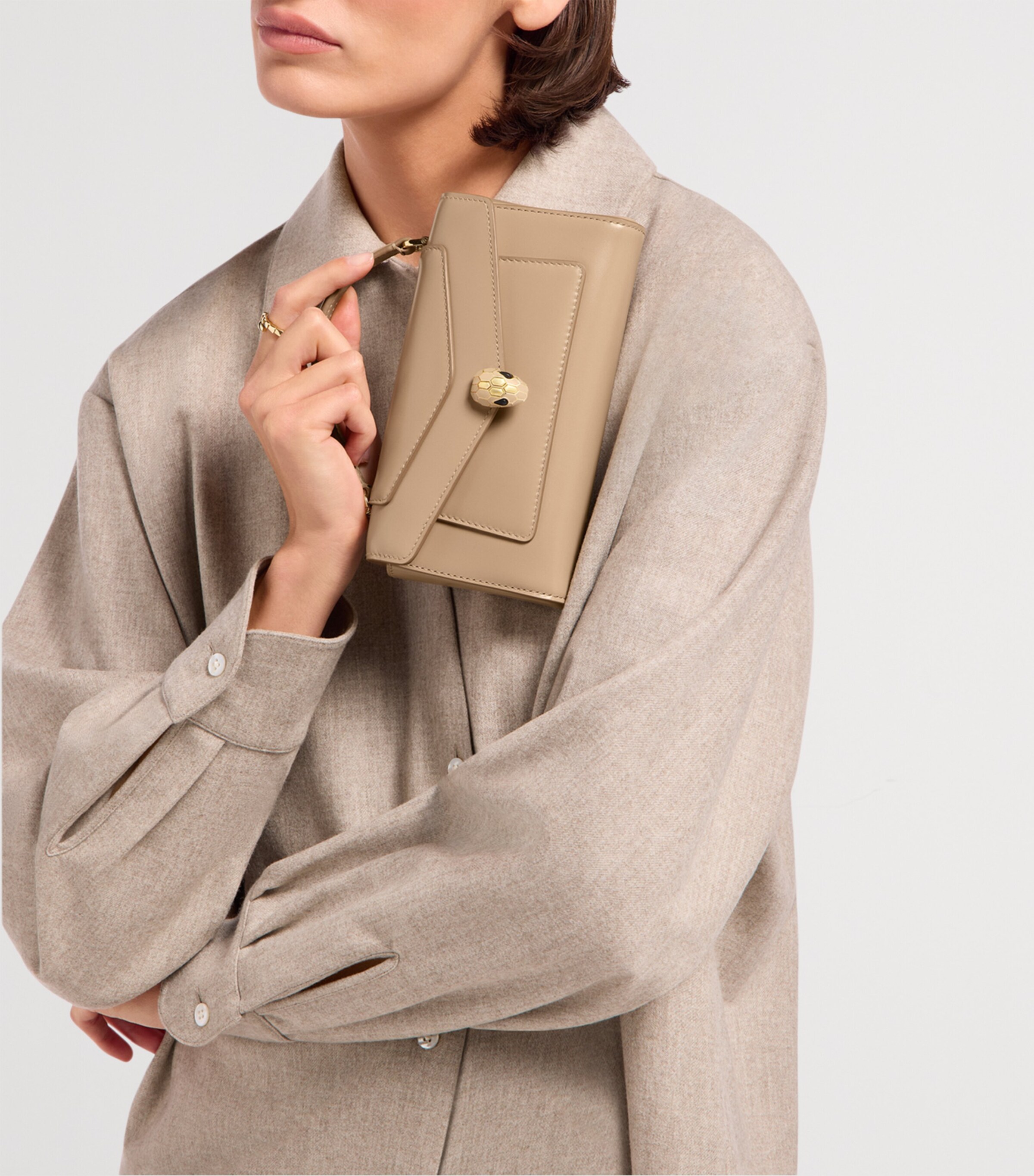 Bvlgari Serpenti Forever Cross-Body Phone Bag Beige Medium Image 5