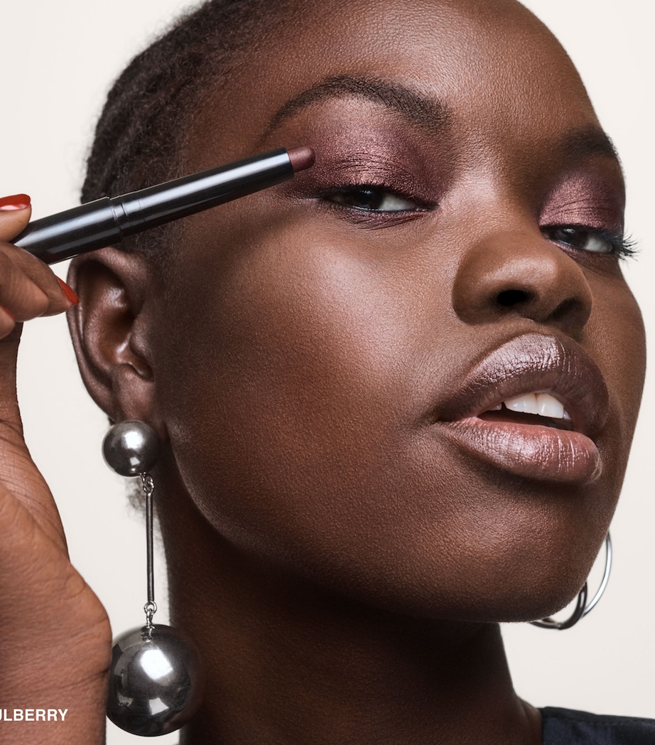 Long-Wear Crème Shadow Stick FOREST Image 5