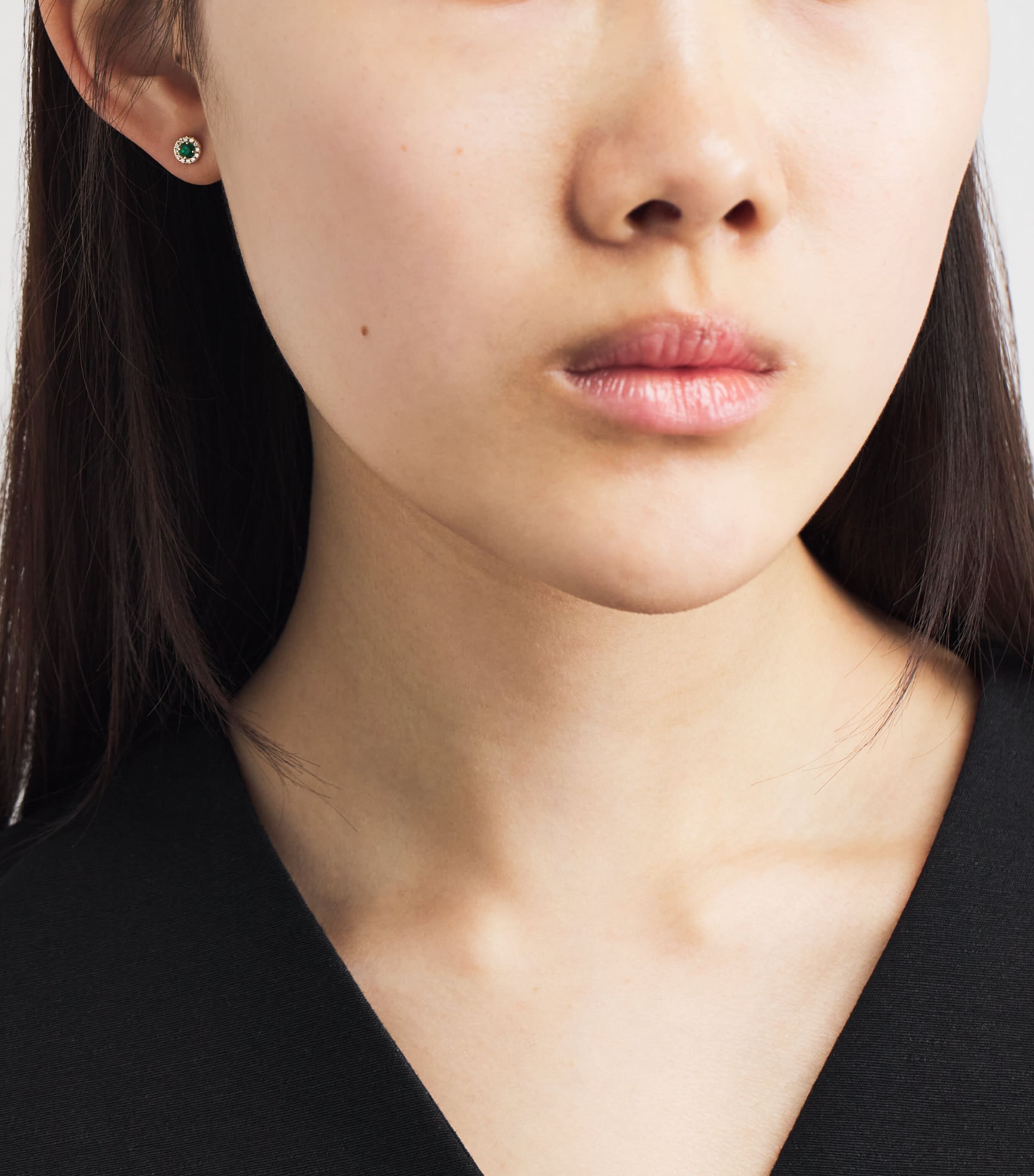Suzanne Kalan Mini Yellow Gold, Diamond and Emerald Bold Stud Earrings Yg/emer Image 4