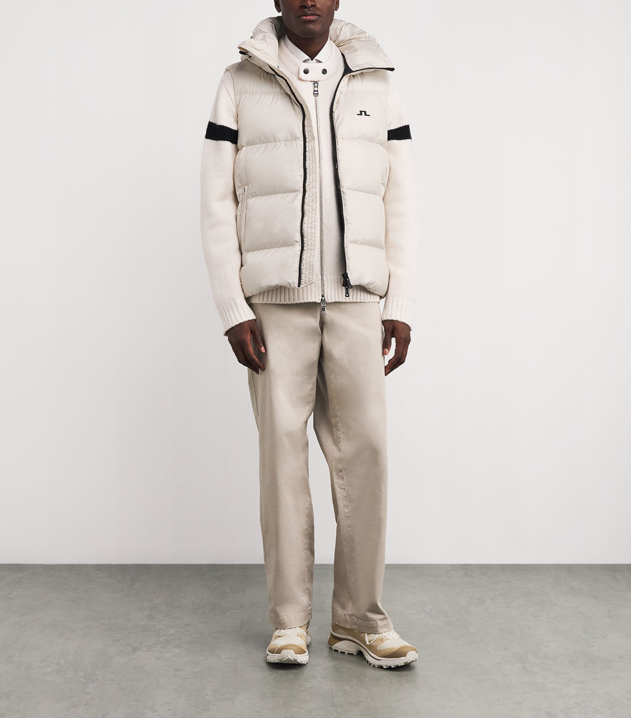 Down Hooded Gilet MOONBEAMU029 Image 2