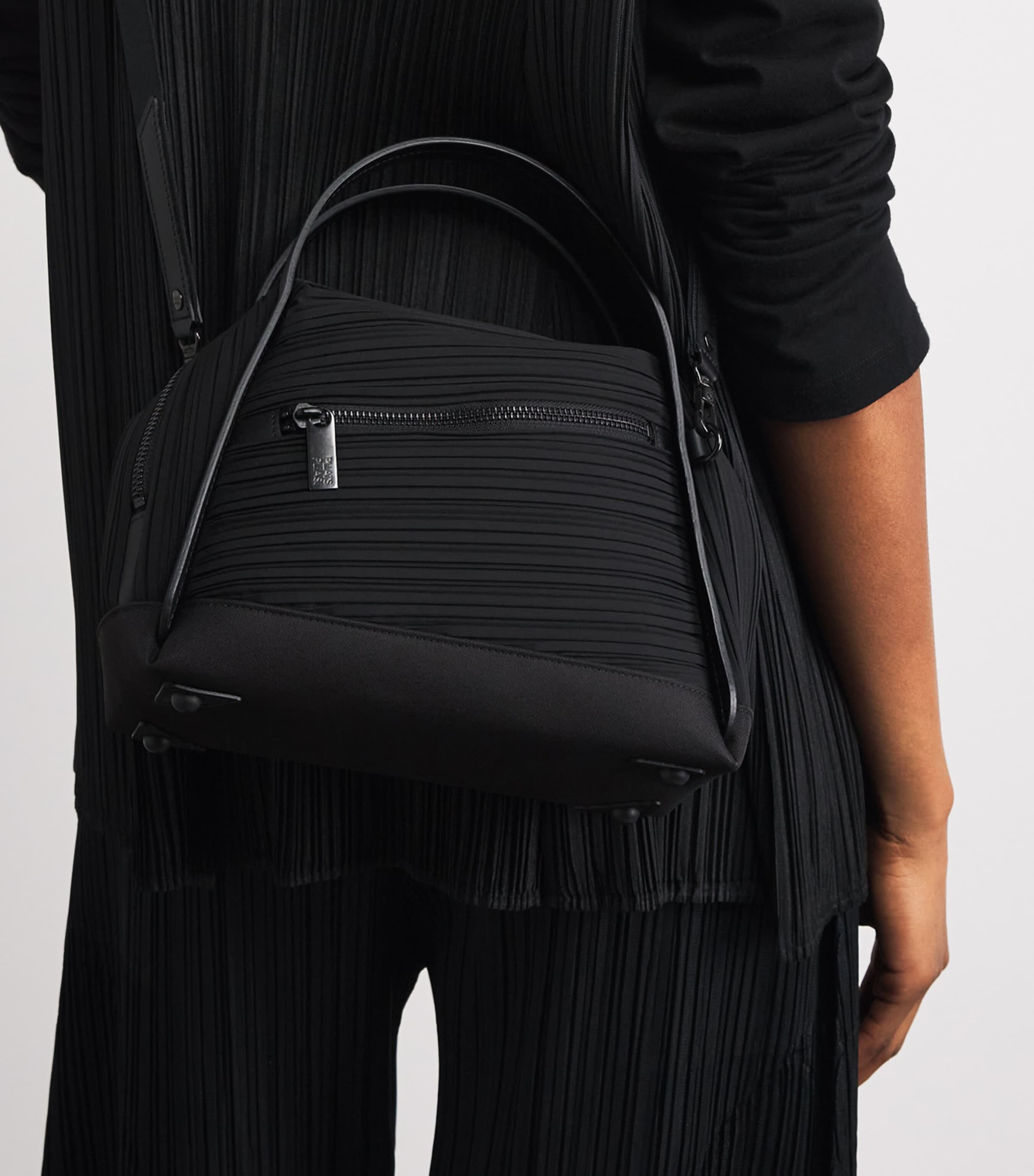 Pleats Please Issey Miyake Bias Pleats Top-Handle Bag Black Image 4