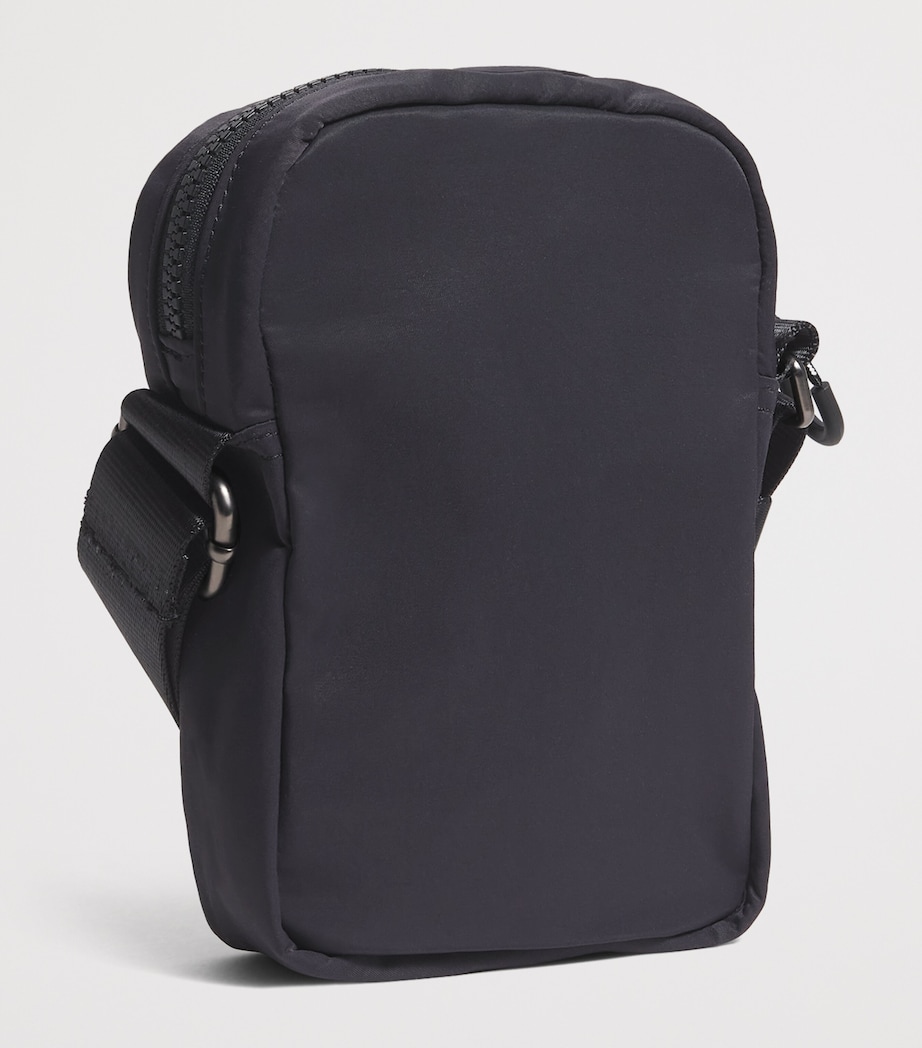 VUORI All Around Cross-Body Bag Black Image 3