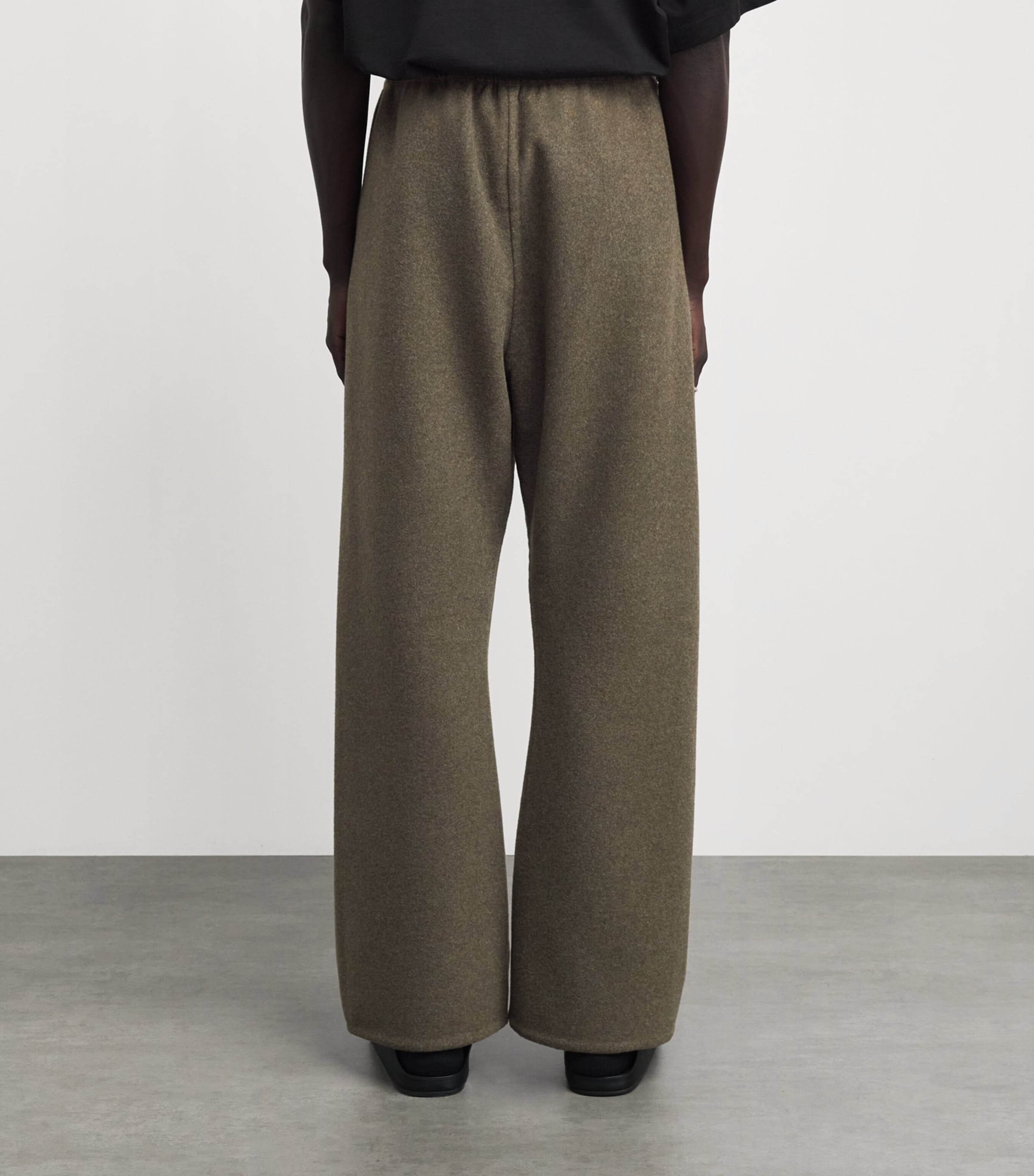 Fear Of God Mens Wool-Cashmere Flared Sweatpants Khaki Melange / Image 5