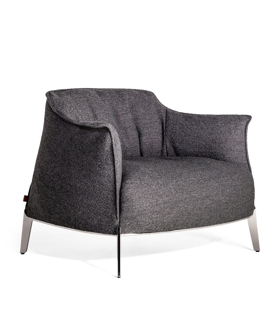 Archibald Gran Comfort Chair LOOP 13 FUMO Image 1