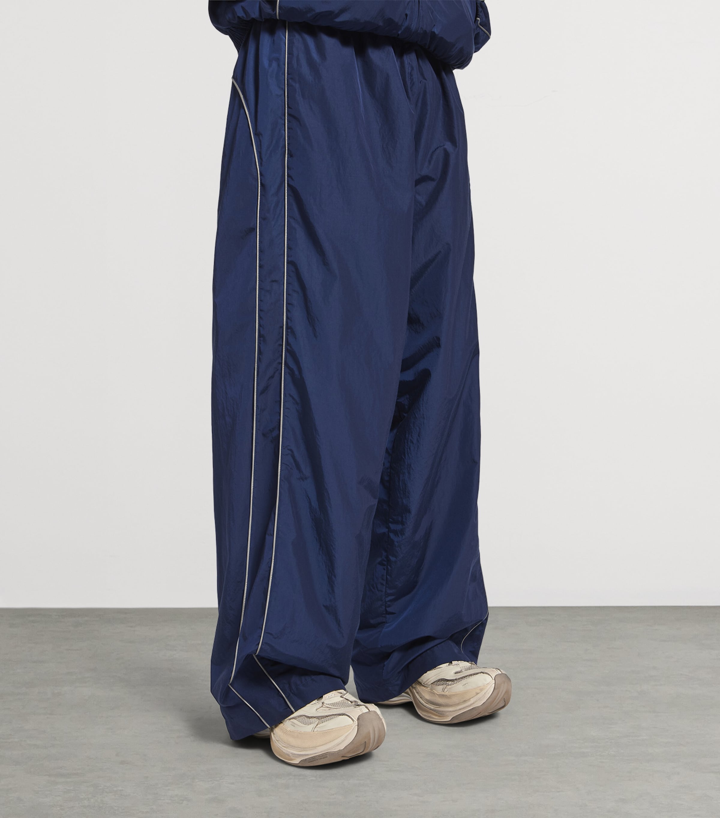 Balenciaga Mens Bodies Sweatpants Image 5