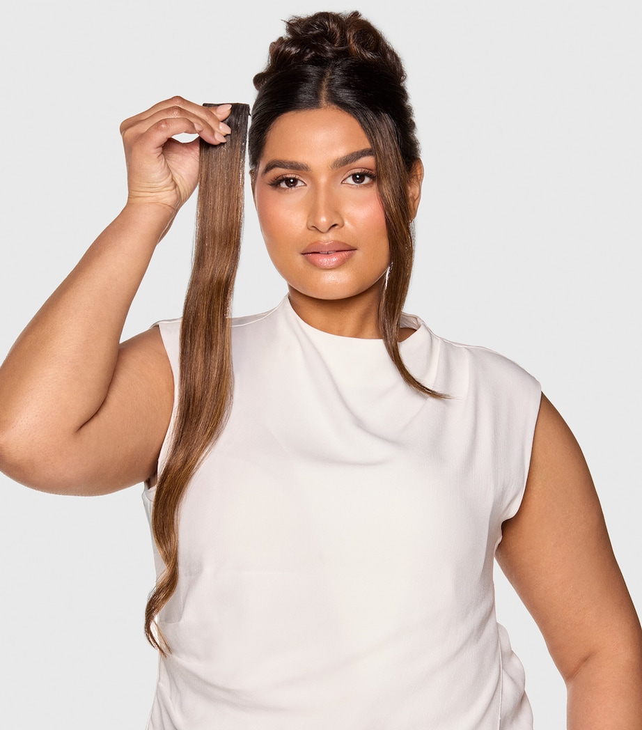 Beauty Works x Huda BARELY THERE Mix & Match Minis Clip-In Hair Extensions (18") MIDNIGHT KOHL Image 4