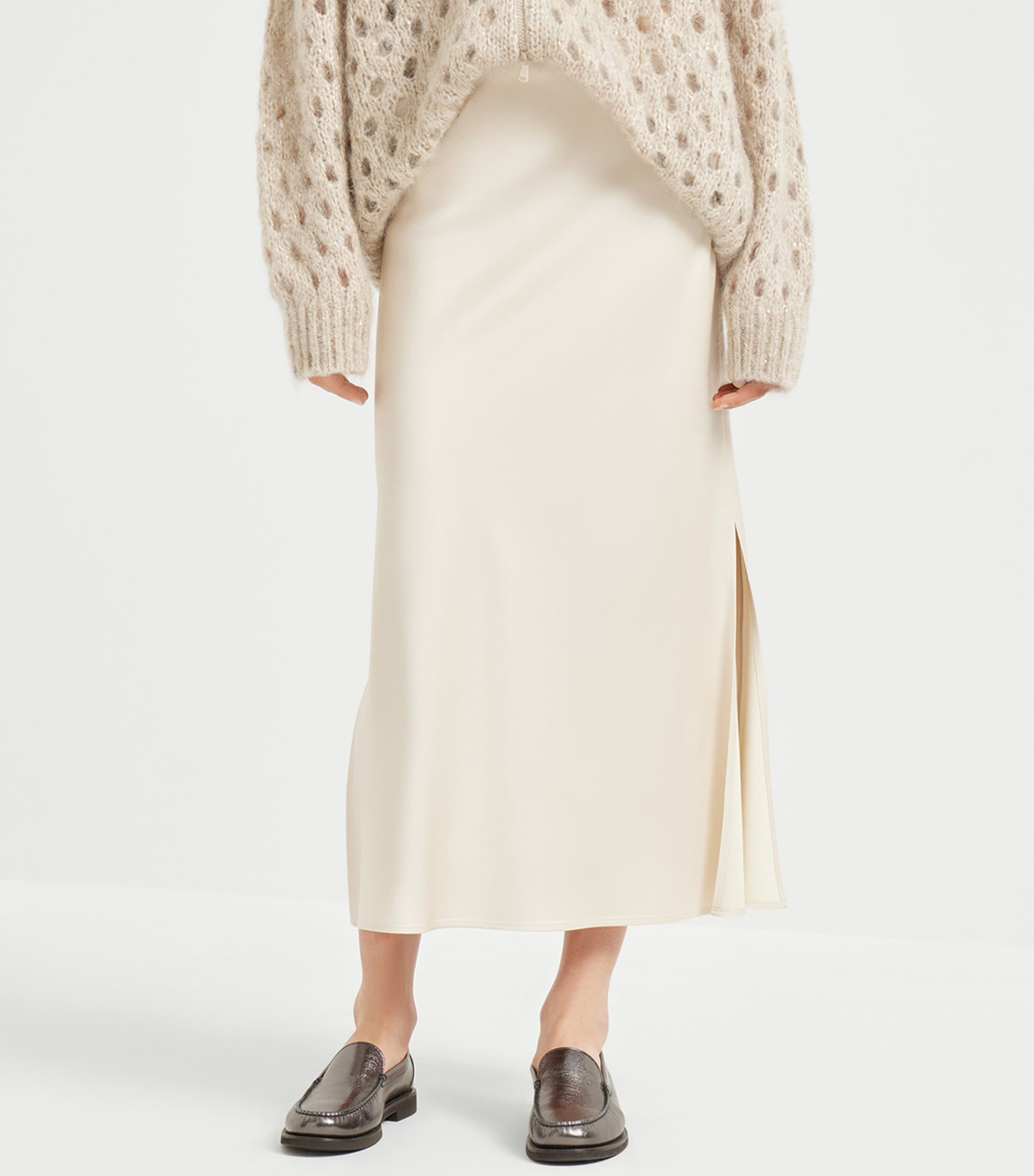 Satin Pencil Skirt C9597 Image 3