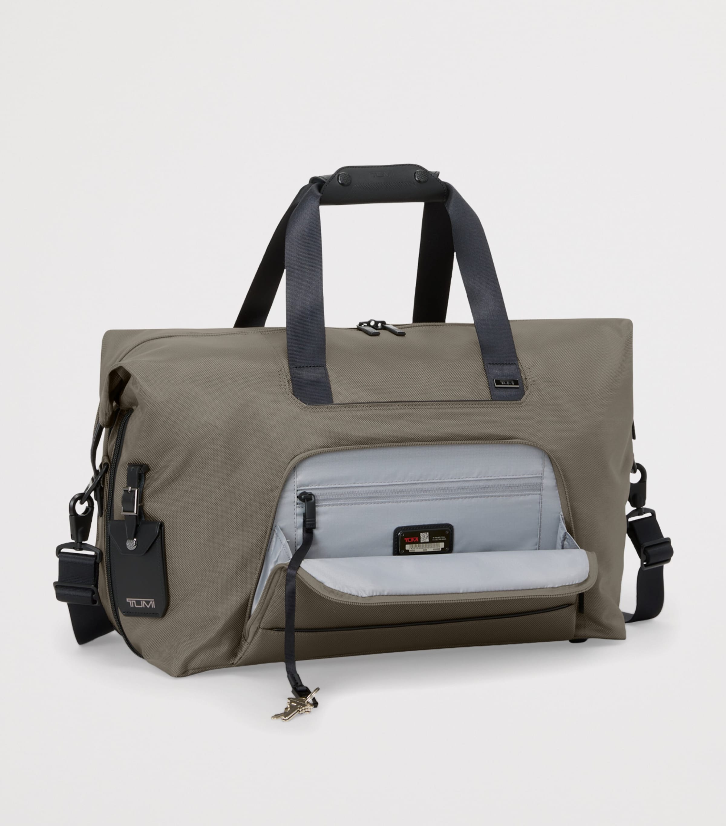 バッグ TUMI Alpha Everett 22340 Duffel Bag Gray Double Expansion Duffel | Tumi US
