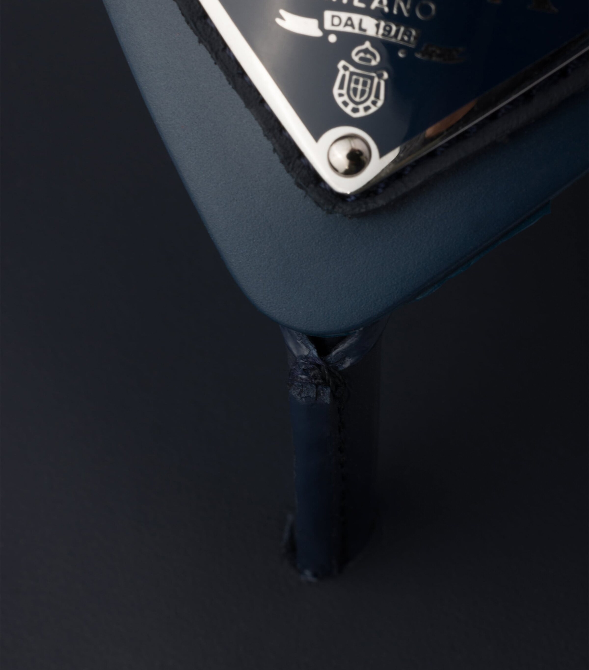 Triangle Logo Flip Flips F0008 Image 5