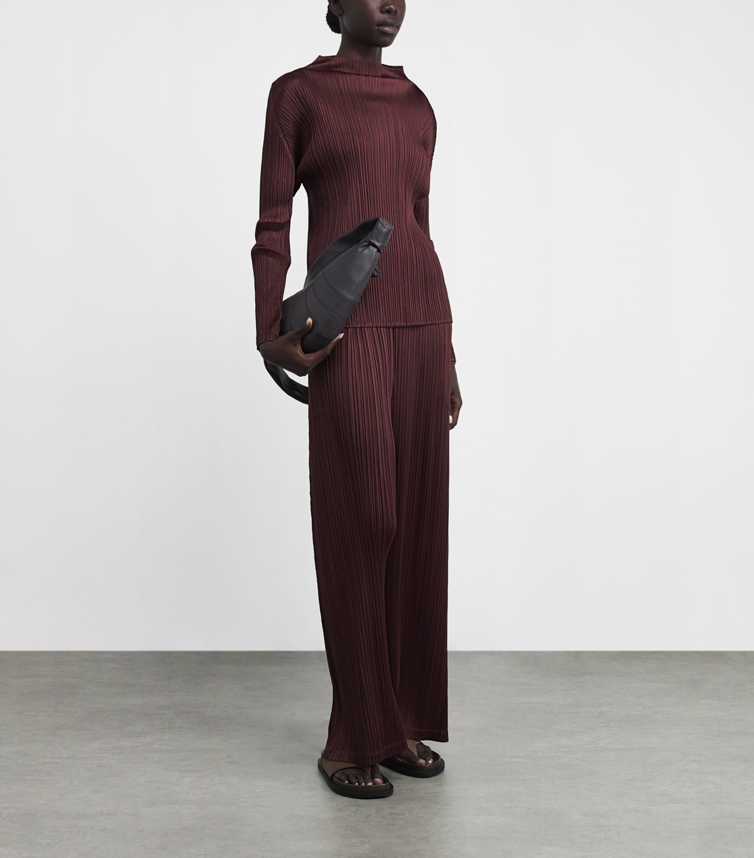 January Monthly Colours Trousers BORDEAUX Image 2