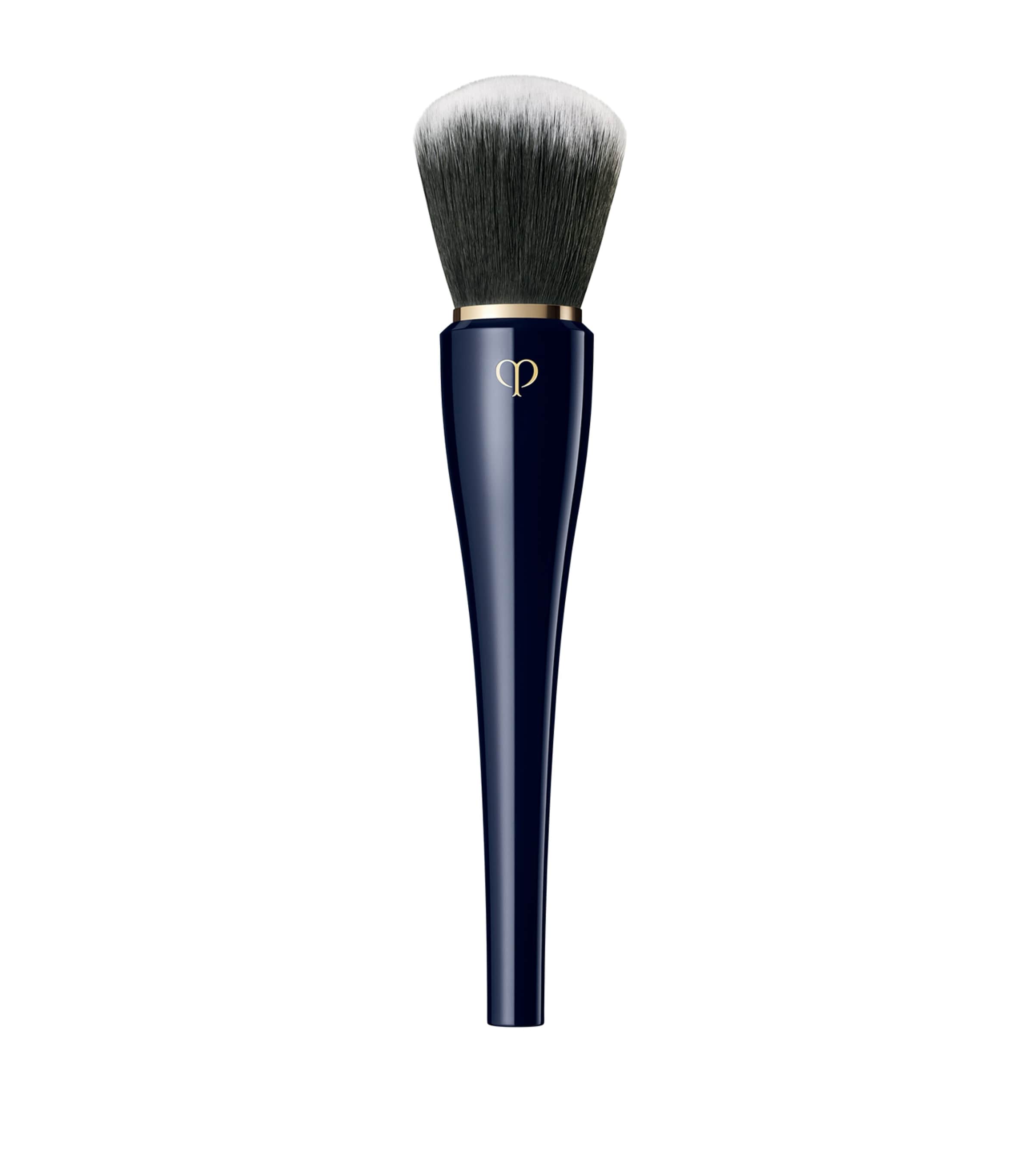 Clé de Peau Beauté Powder Brush | Make-up | Make-Up Brushes & Tools | Face Brushes | Brush Sets | Designers | Cle De Peau Beaute