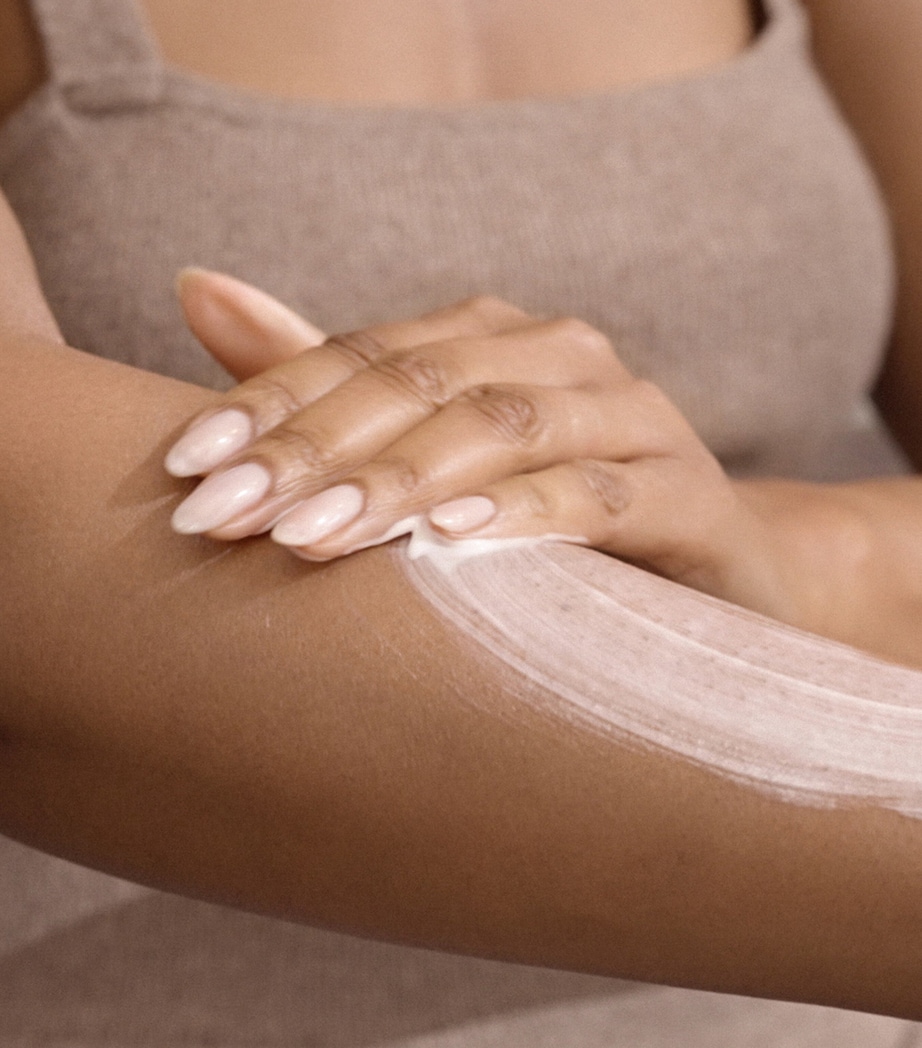 Lily Jasmine Body Lotion (300ml) NO COLOUR Image 3