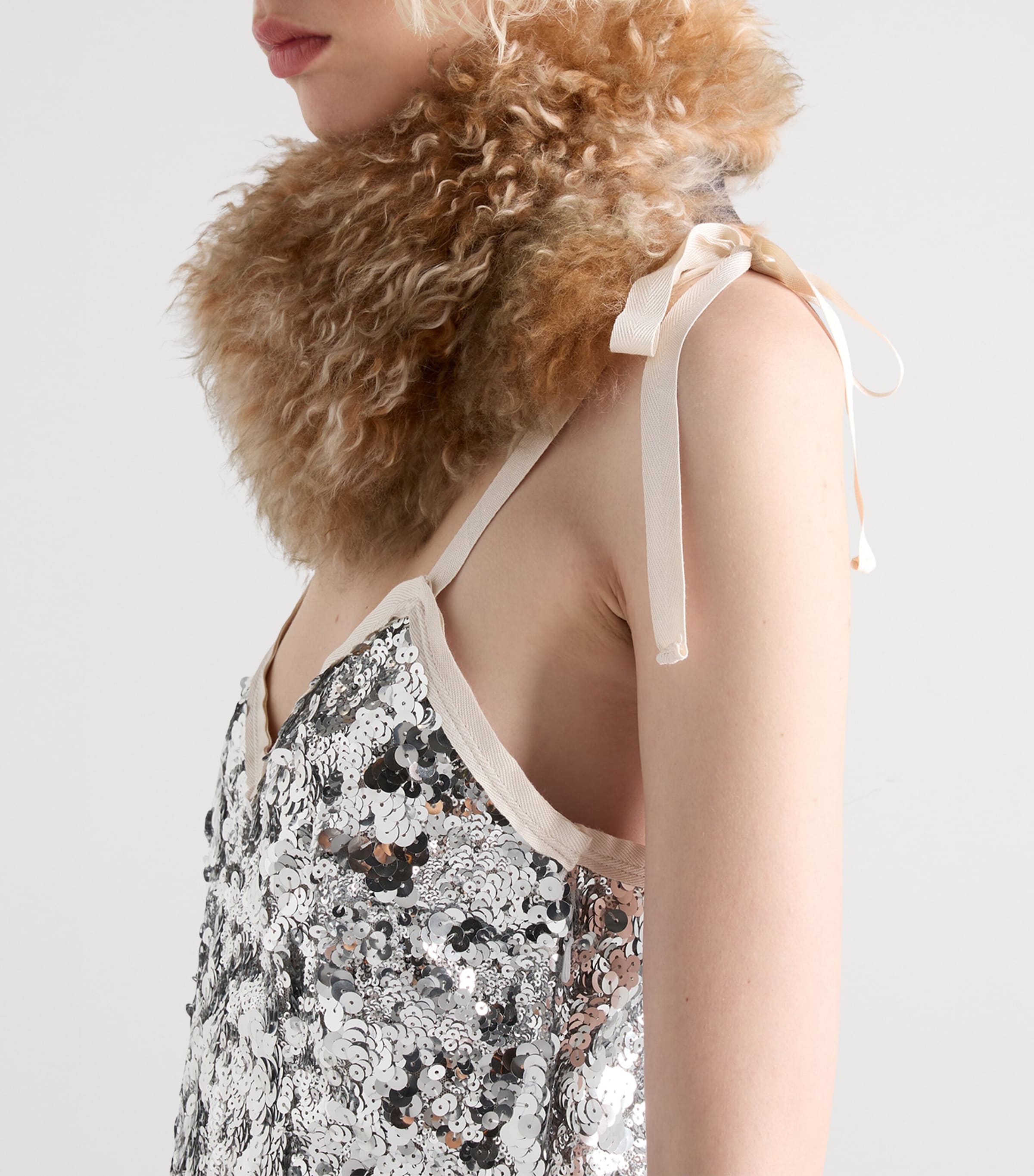 Sequin-Embellished Mini Dress F0118 Image 4