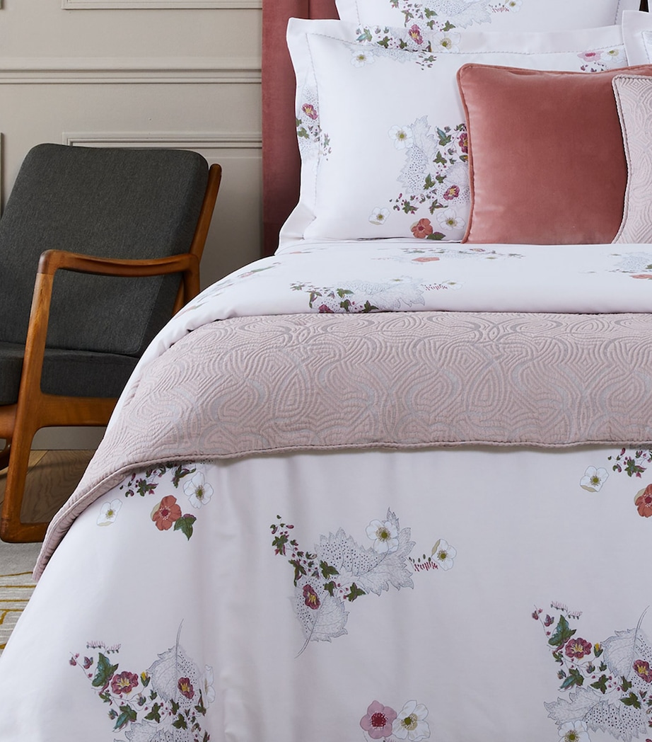 Corolles Bed Runner (80cm x 220cm) LILAC Image 2